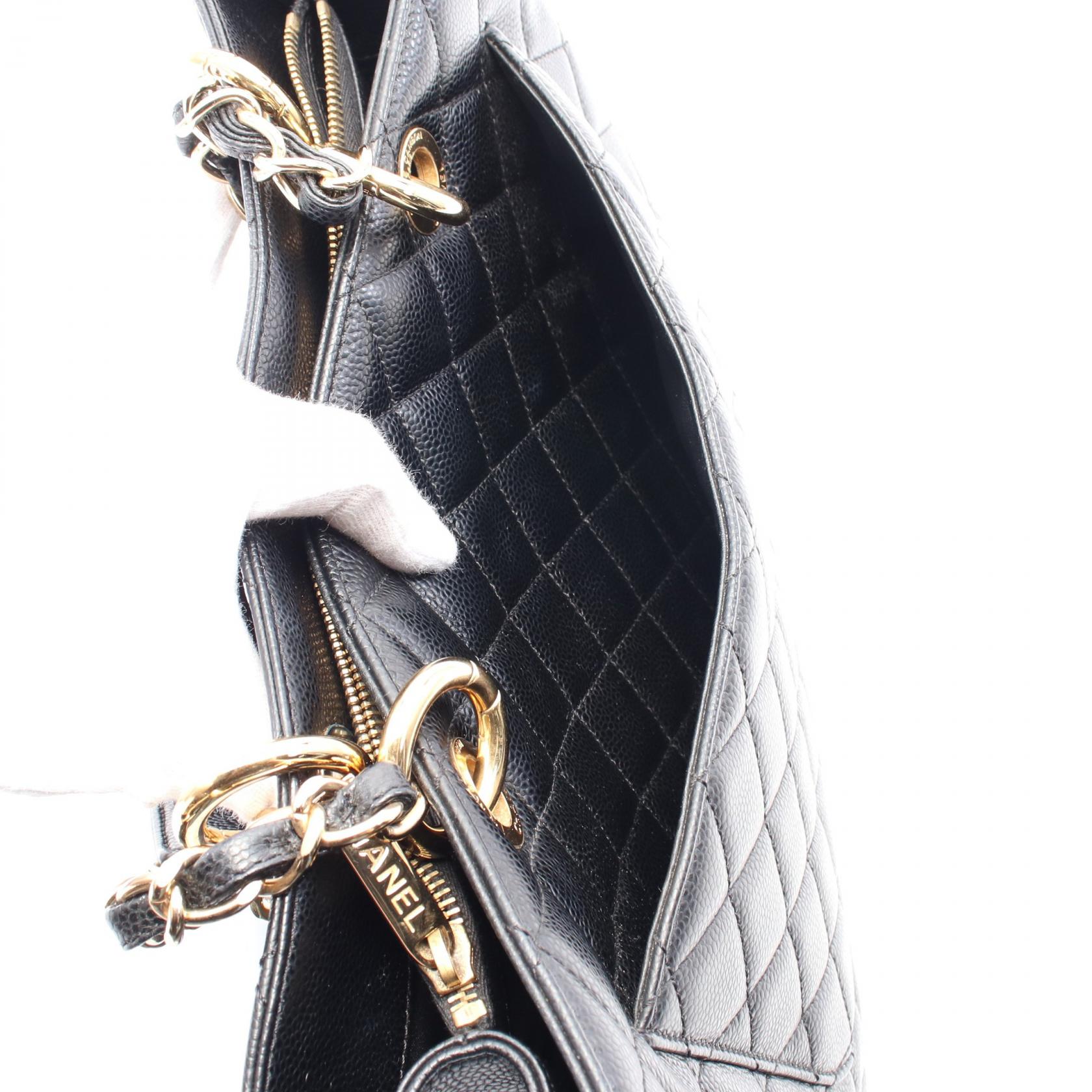 CHANEL Matelasse Grand Shopping GST Tote chain shoulder Bag A50995