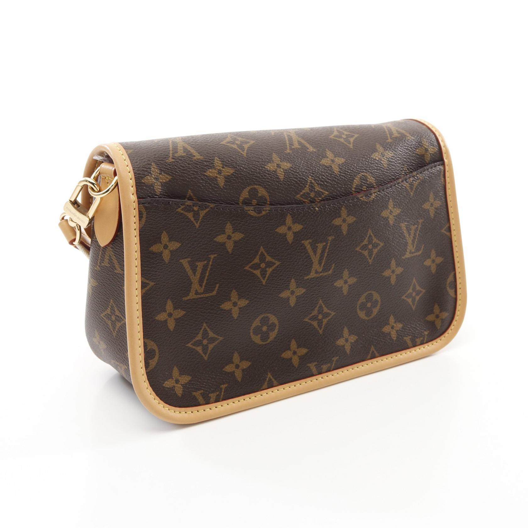 LOUIS VUITTON新作 モノグラム ディアヌ NM PM バッグ / M46049 LOUIS VUITTON Diane NM PM Shoulder Bag M46049 Monogram