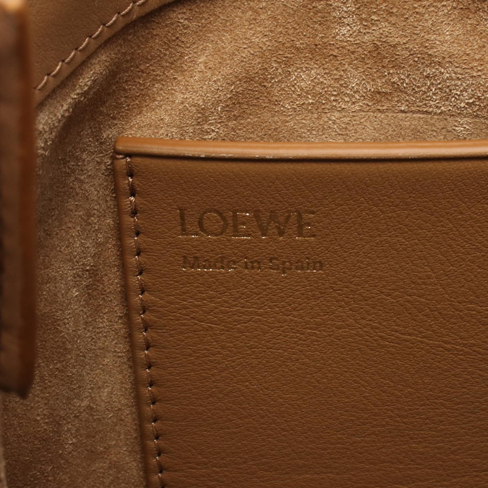 LOEWE PEBBLE Pouch Shoulder Bag CANBSPPX013980 leather Brown