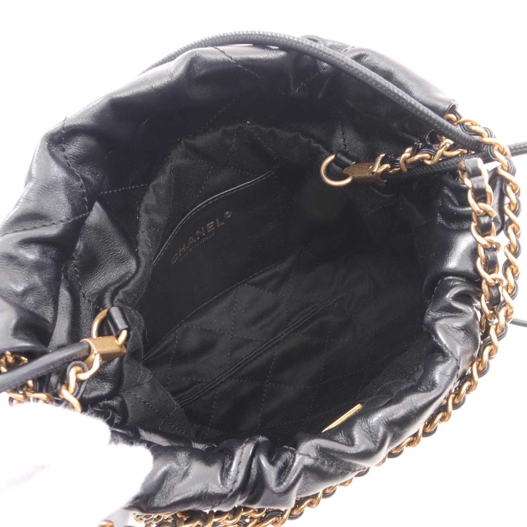 CHANEL CHANEL 22 ブラックショルダーバッグ・ポシェット AS3980 CHANEL chanel 22 mini chain Shoulder crossbody Bag AS3980