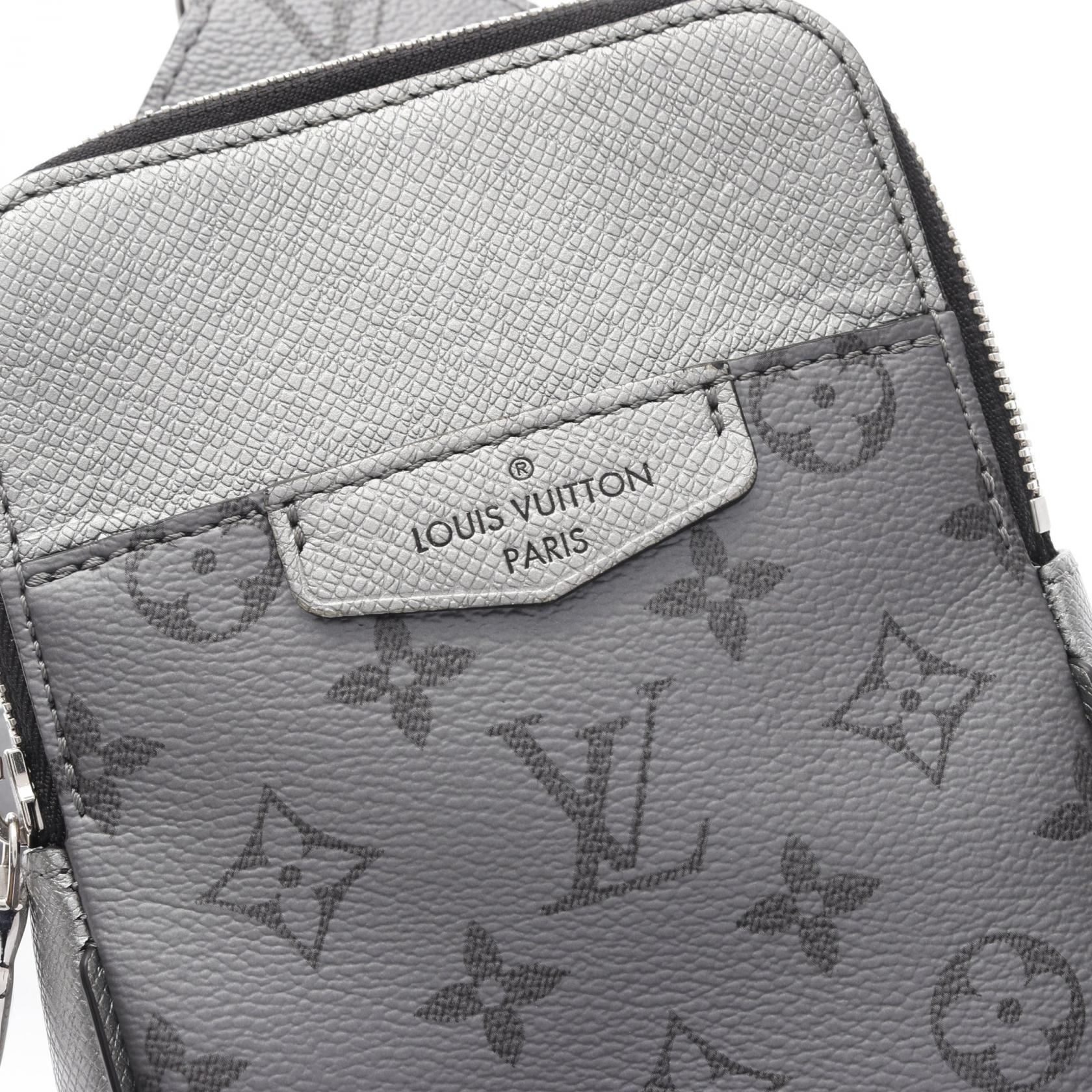 LOUIS VUITTON Outdoor sling Waist bag M30833 Taigarama leather