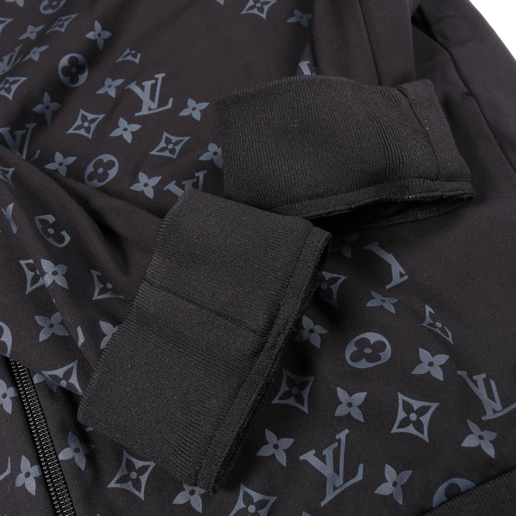 LOUIS VUITTON Hybrid Zip-Through Monogram Hoodie RM221 Nylon Black