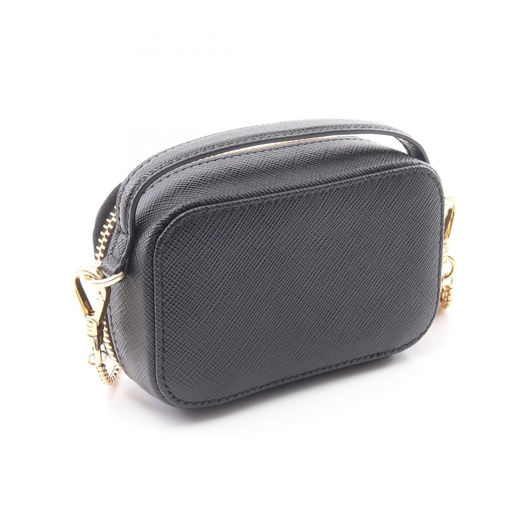 PRADAバッグ Prada // Black & Silver Leather Diagramme Quilted Belt Bag