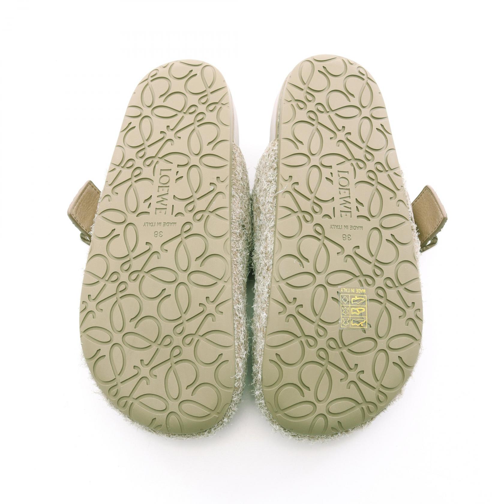 LOEWE Ease Buckle Mules LLSS379X06416040 Brushed suede Beige  display picture 2