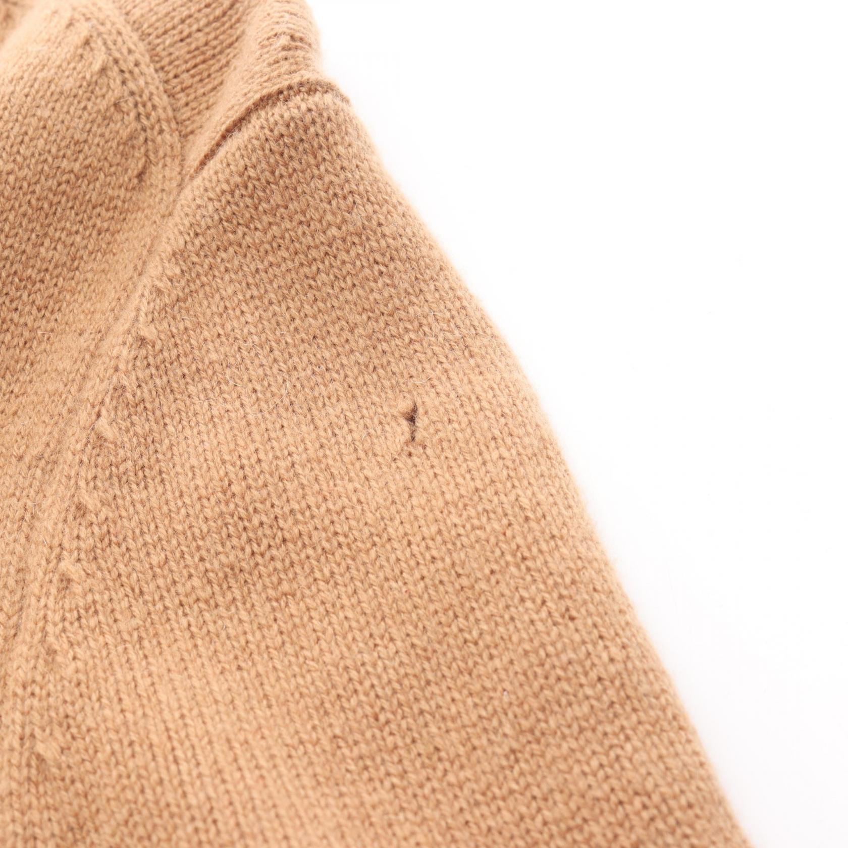 【Burberry】アイコンストライプトリム　カシミアセーター BURBERRY】アイコンストライプトリム カシミアセーター (Burberry