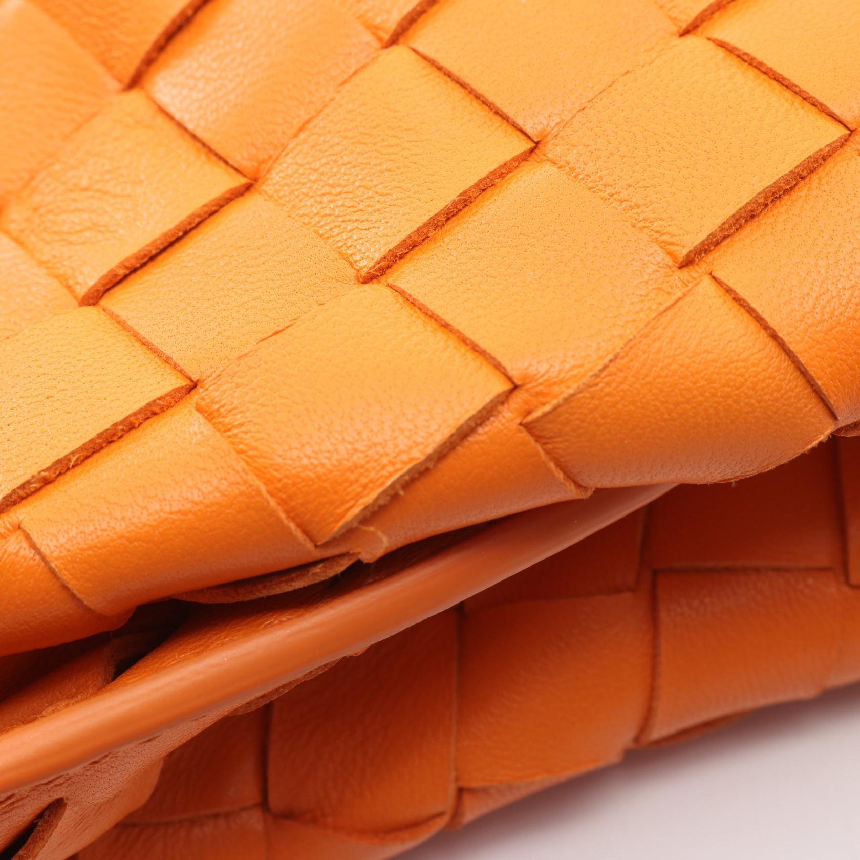 BOTTEGA VENETA BV Twist Intrecciato Handbag pouch 607964 leather