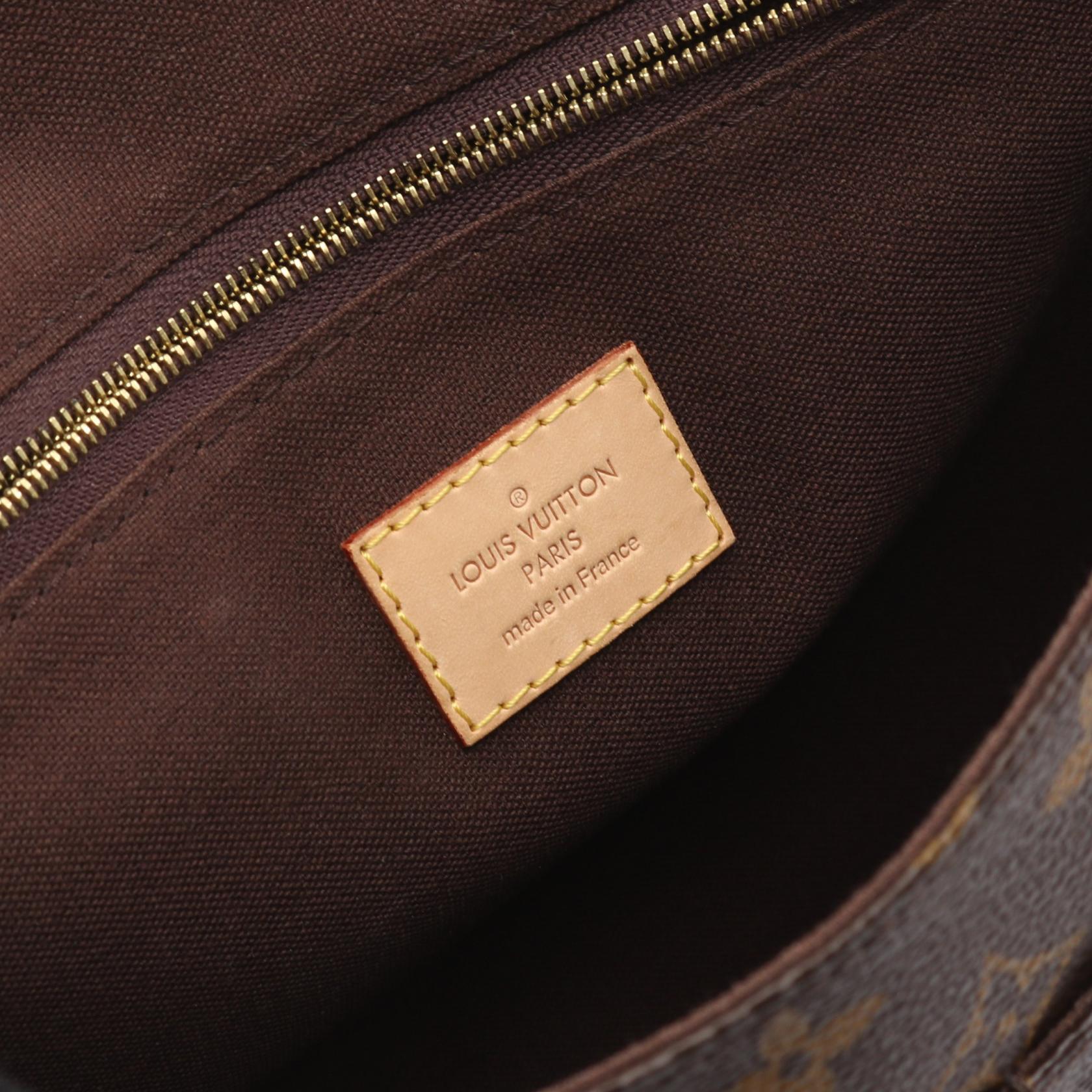 LOUIS VUITTON Menilmontant PM Crossbody Shoulder Bag M40474