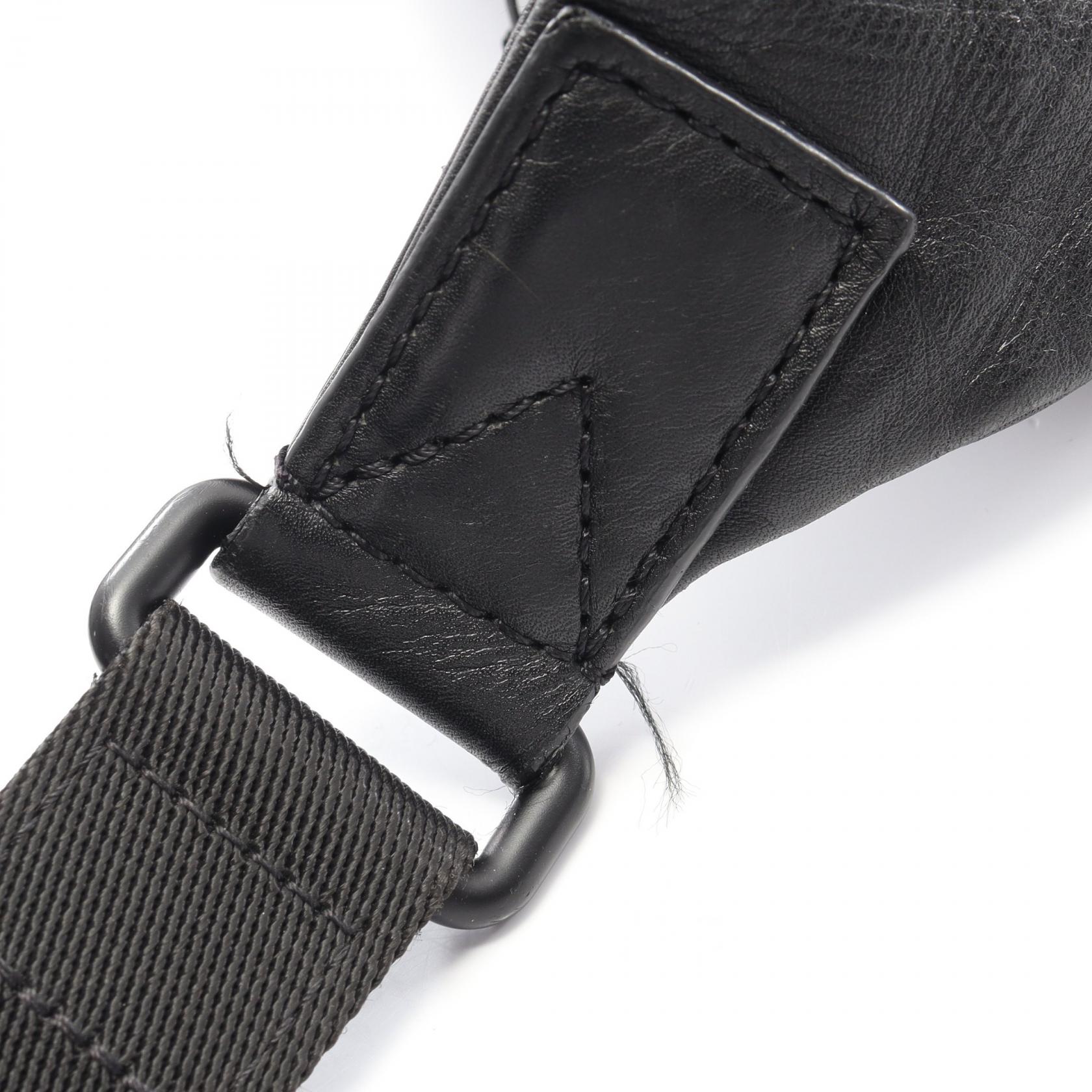 LOUIS VUITTON Discovery Bum belt waist bag PM M46036 Monogram