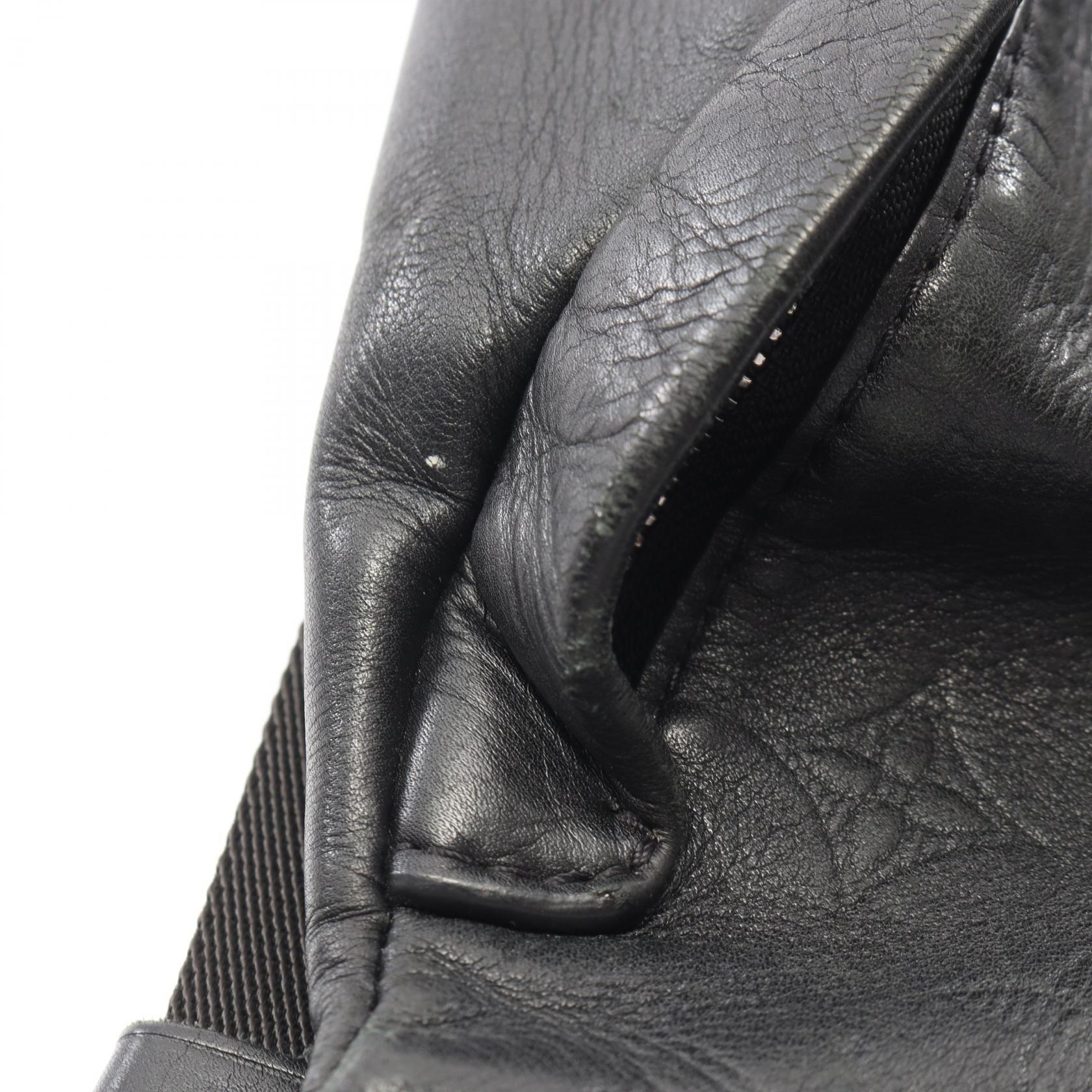 LOUIS VUITTON Discovery Bum belt waist bag PM M46036 Monogram