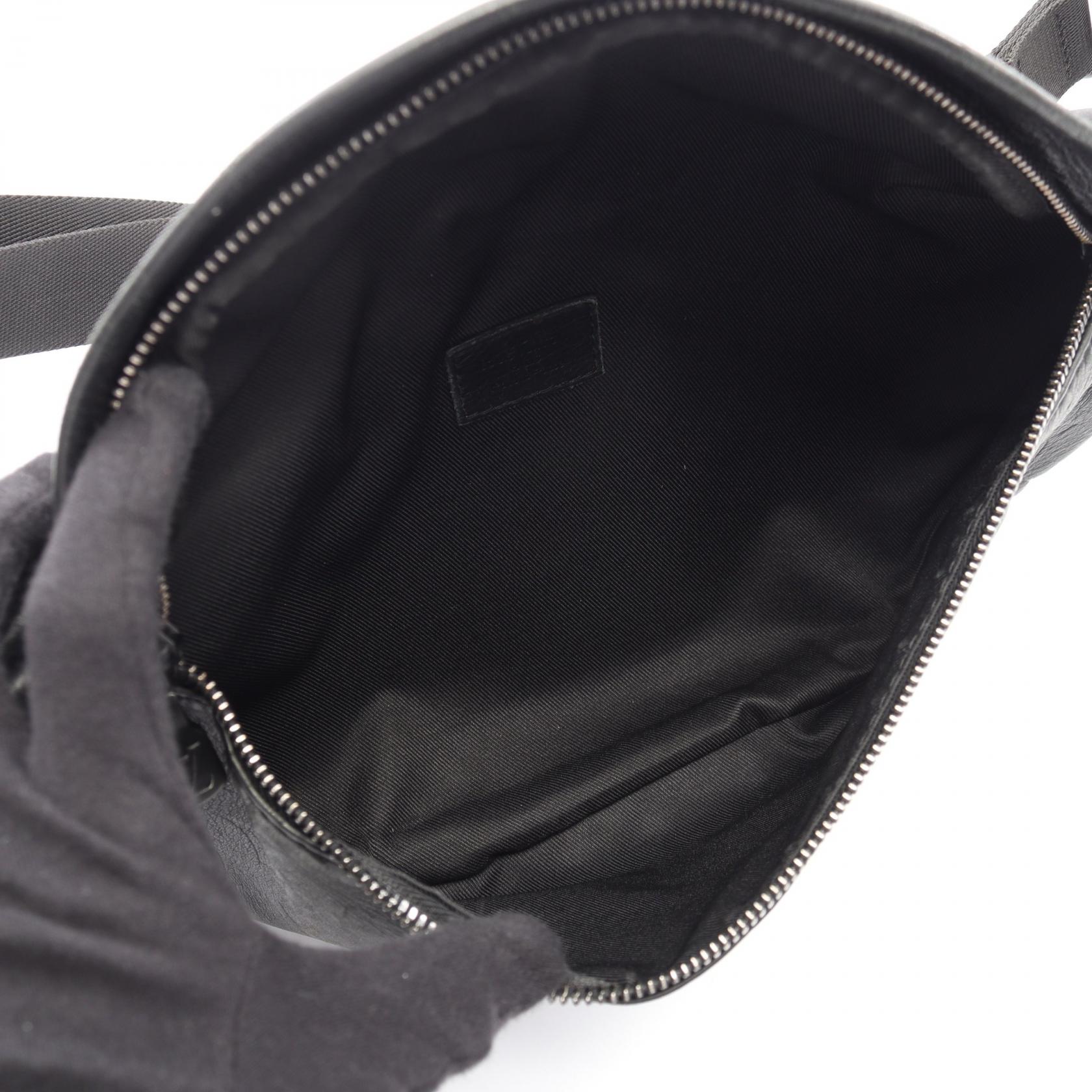 LOUIS VUITTON Discovery Bum belt waist bag PM M46036 Monogram