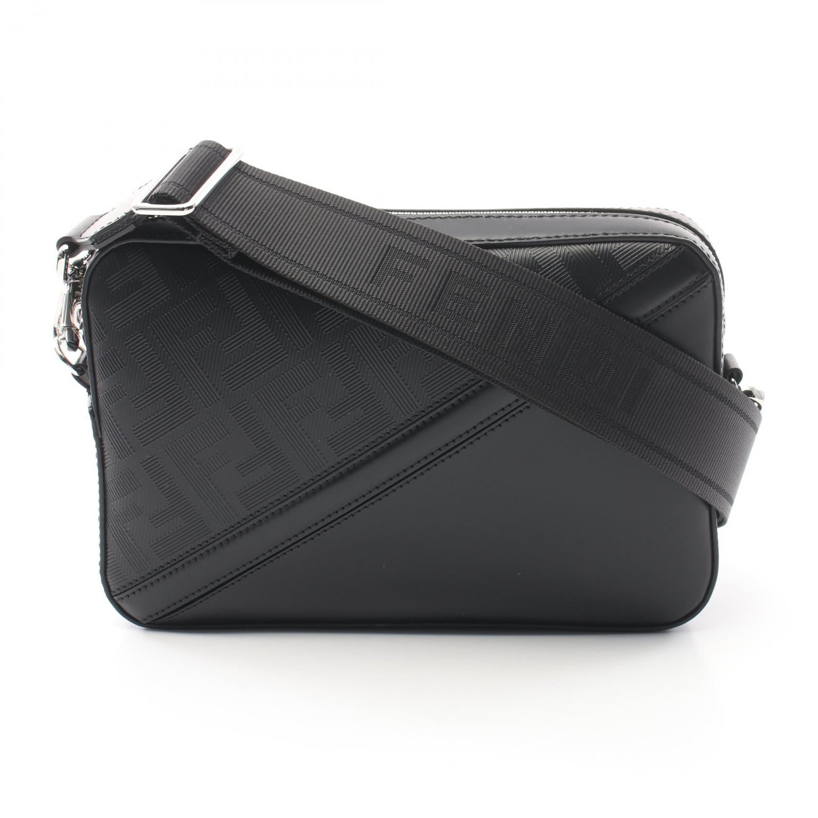 Fendi ブラック ショルダーバッグ FENDI Diagonal Camera Case Zucca Shoulder Crossbody Bag