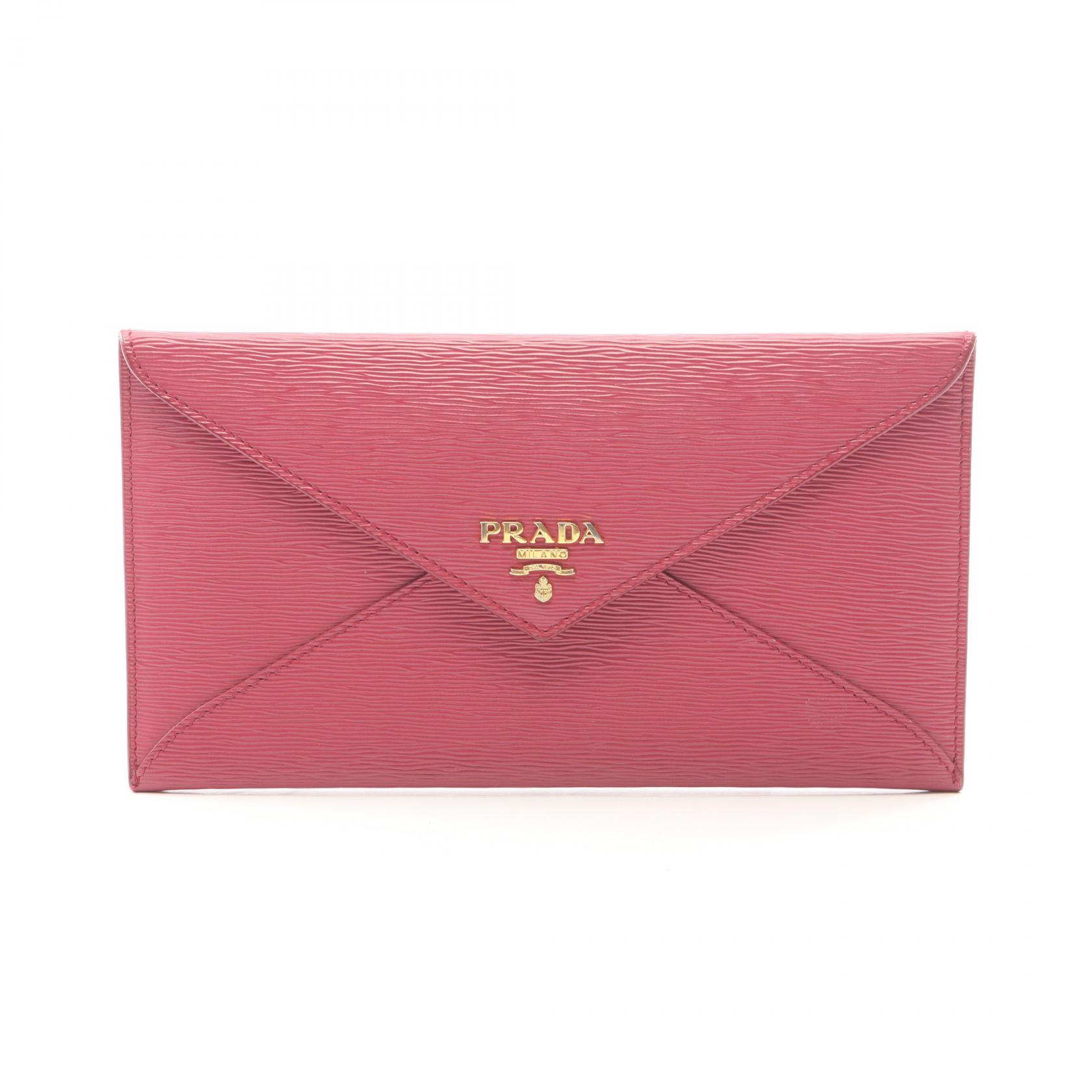 PRADA 長財布 エンベロープ型 ピンク プラダ メタル ロゴ エンベロープ ZIP長財布 | ブランド品の買取・査定