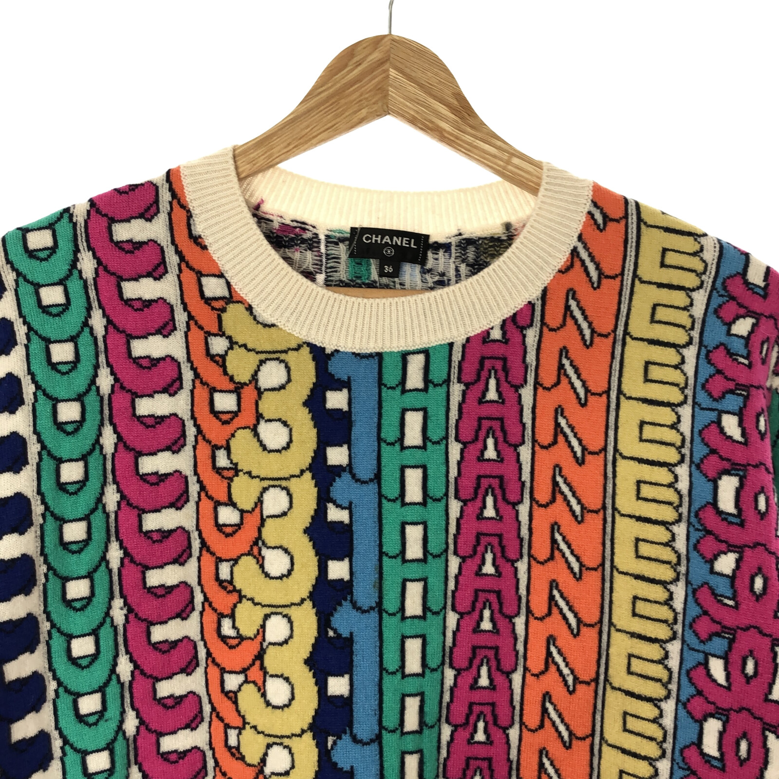 CHANEL Multicolor Cashmere Logo Print Sweater Knit Size 36 CHANEL Multicolor Cashmere Logo Print Sweater Knit Size 36