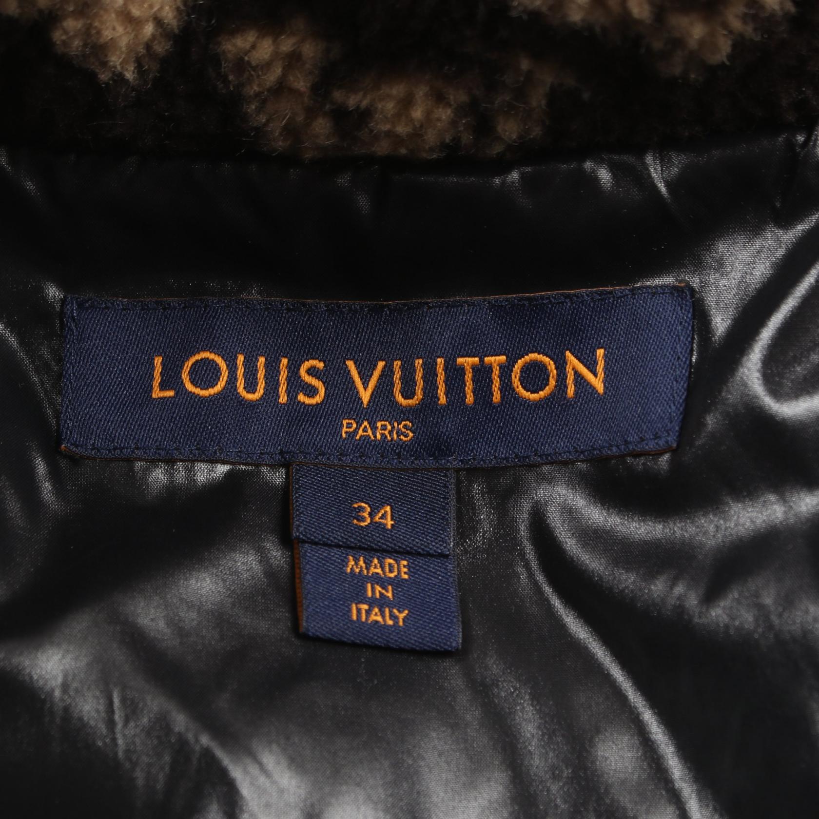 LOUIS VUITTON Glossy Sleeveless Puffer Jacket Down vest #34 LOUIS VUITTON Glossy Sleeveless Puffer Jacket Down vest #34