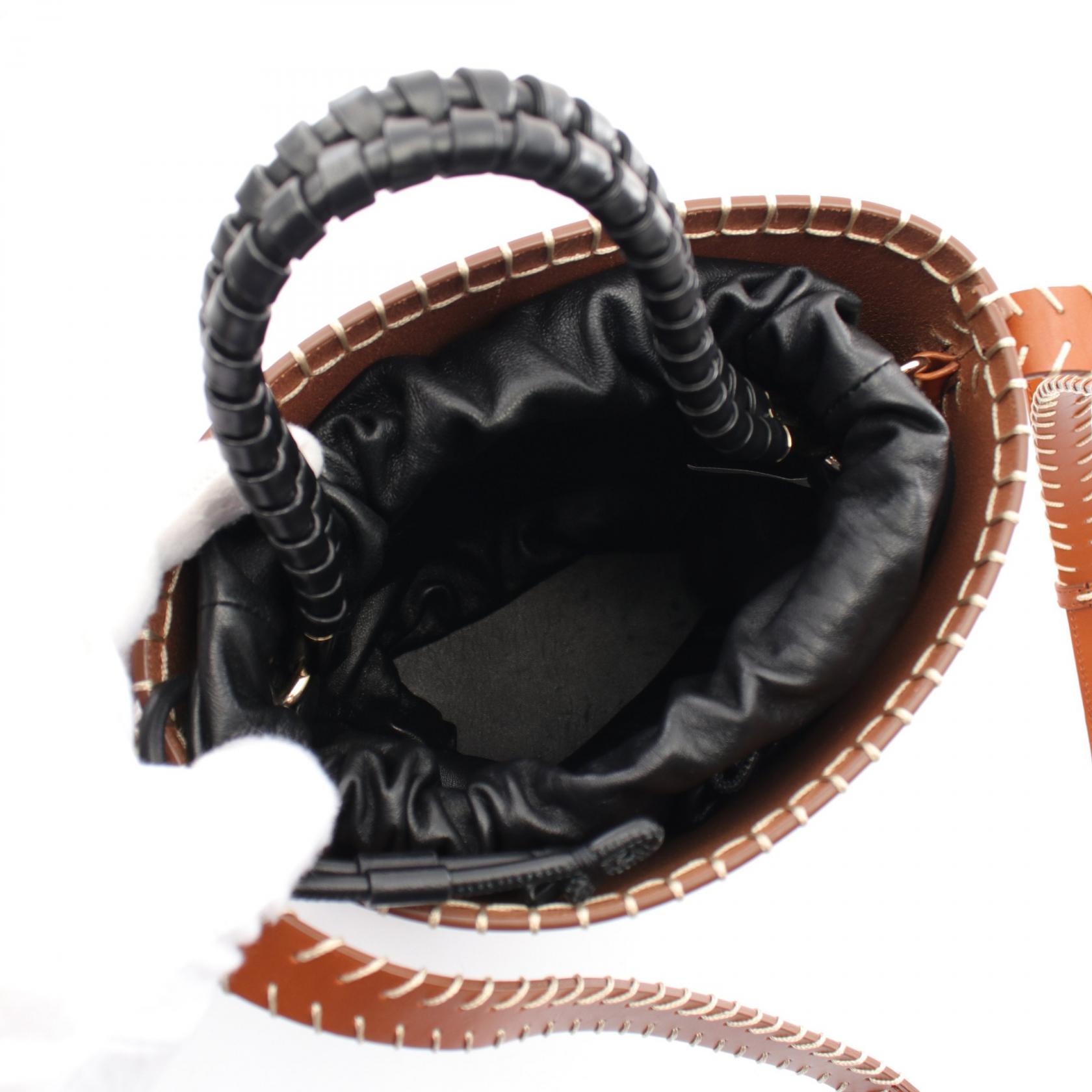 ★Chloe★ Louela レザー バケットバッグ 関送料込* Chloe LOUELA SMALL BUCKET 2way Shoulder Bag CHC22US540H2325M