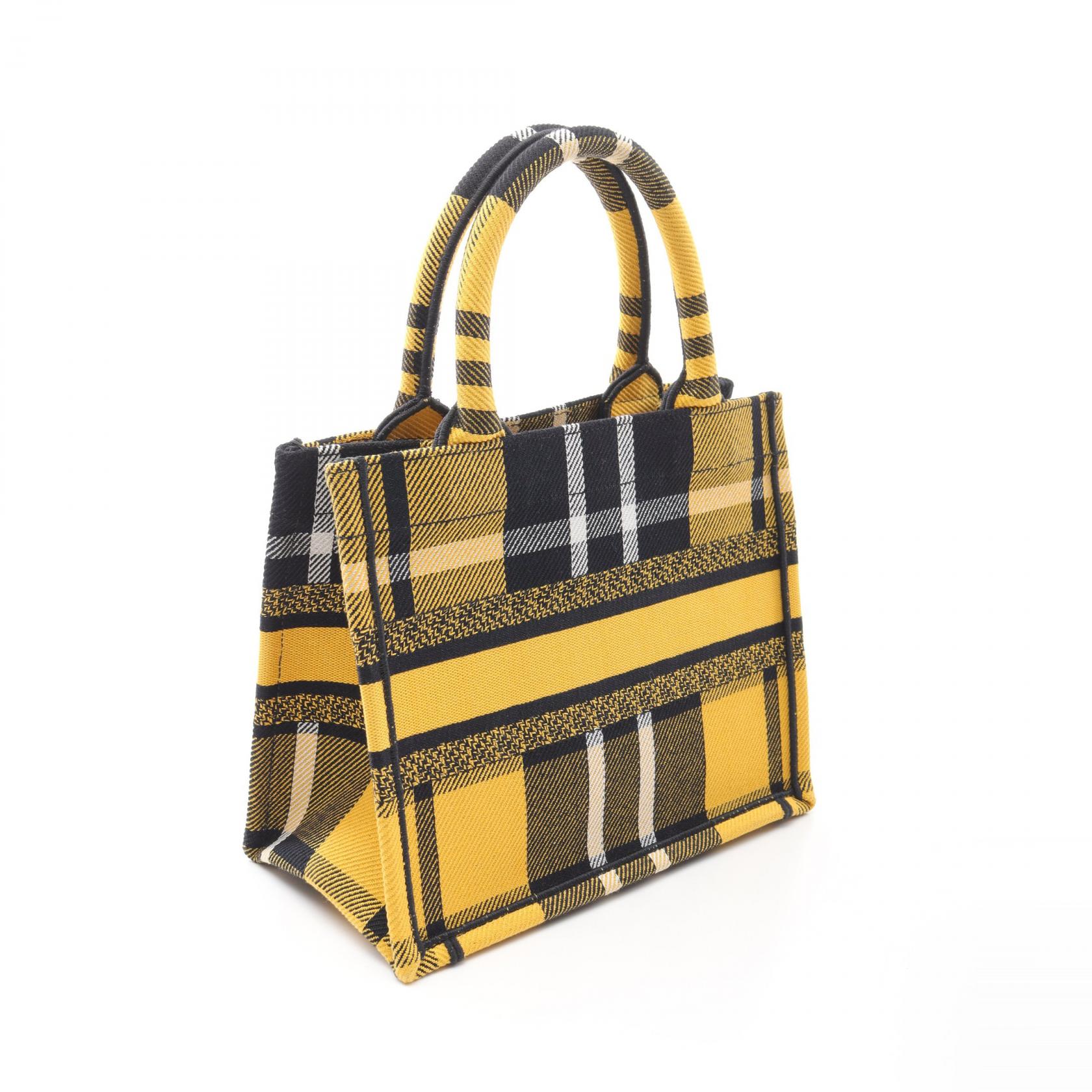 【イエローが可愛い♪】Dior★Dior Book Tote ハンドルバッグ イエローが可愛い♪】Dior☆Dior Book Tote ハンドルバッグ