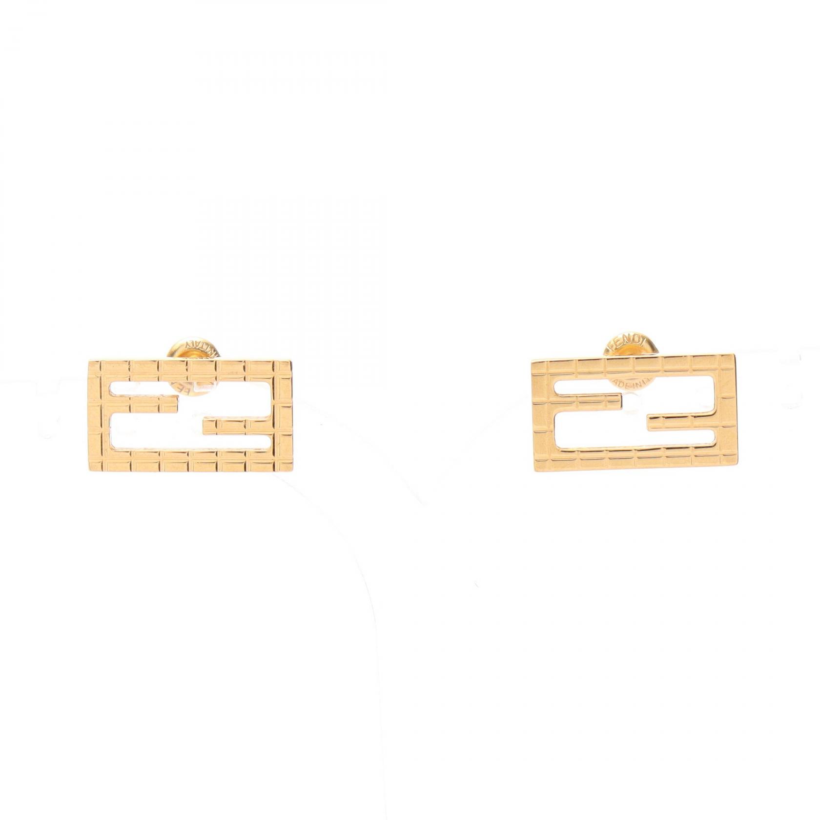 フェンディ ピアス