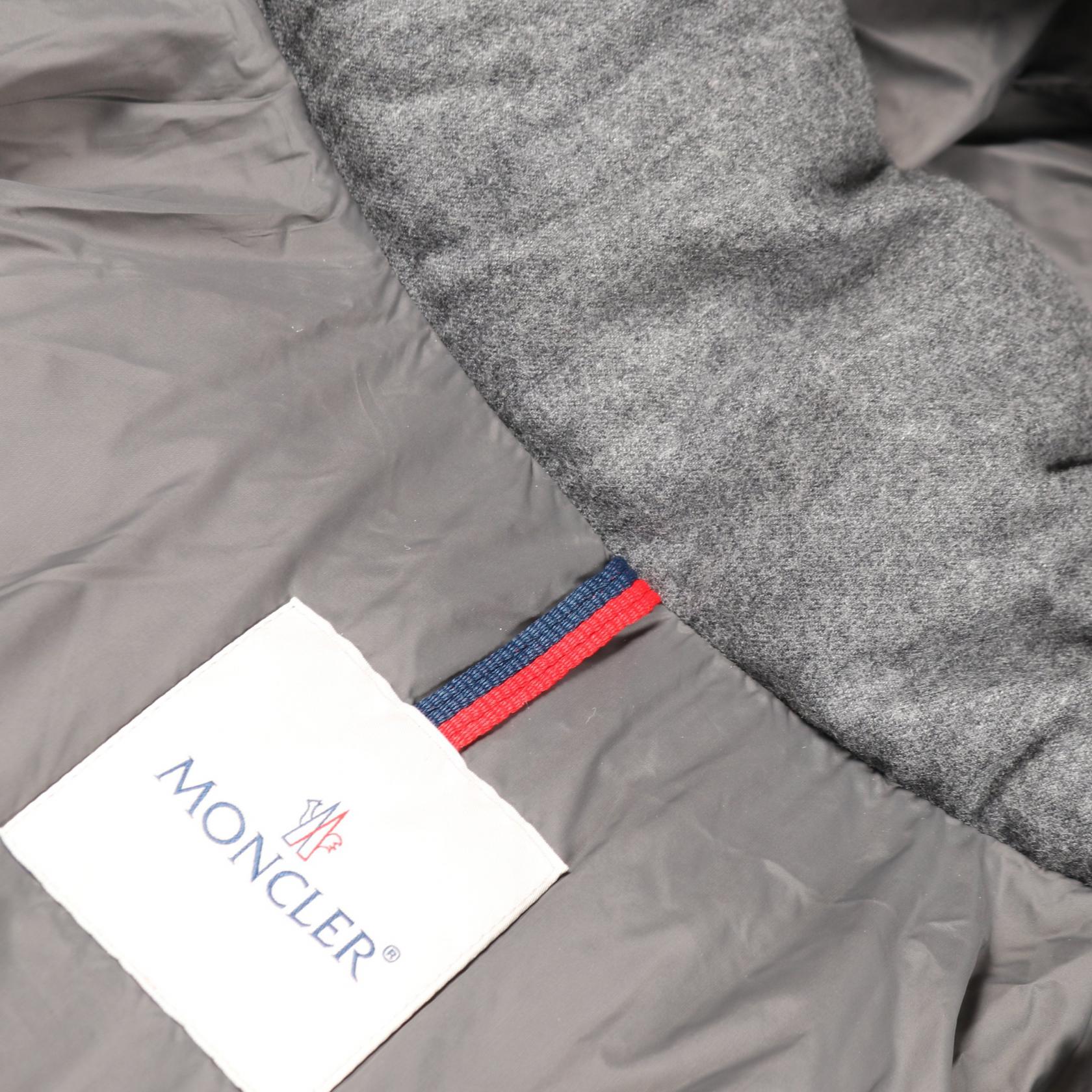 MONCLER MONTGENEVRE Montgenevre Down jacket E20914033805 wool Gray