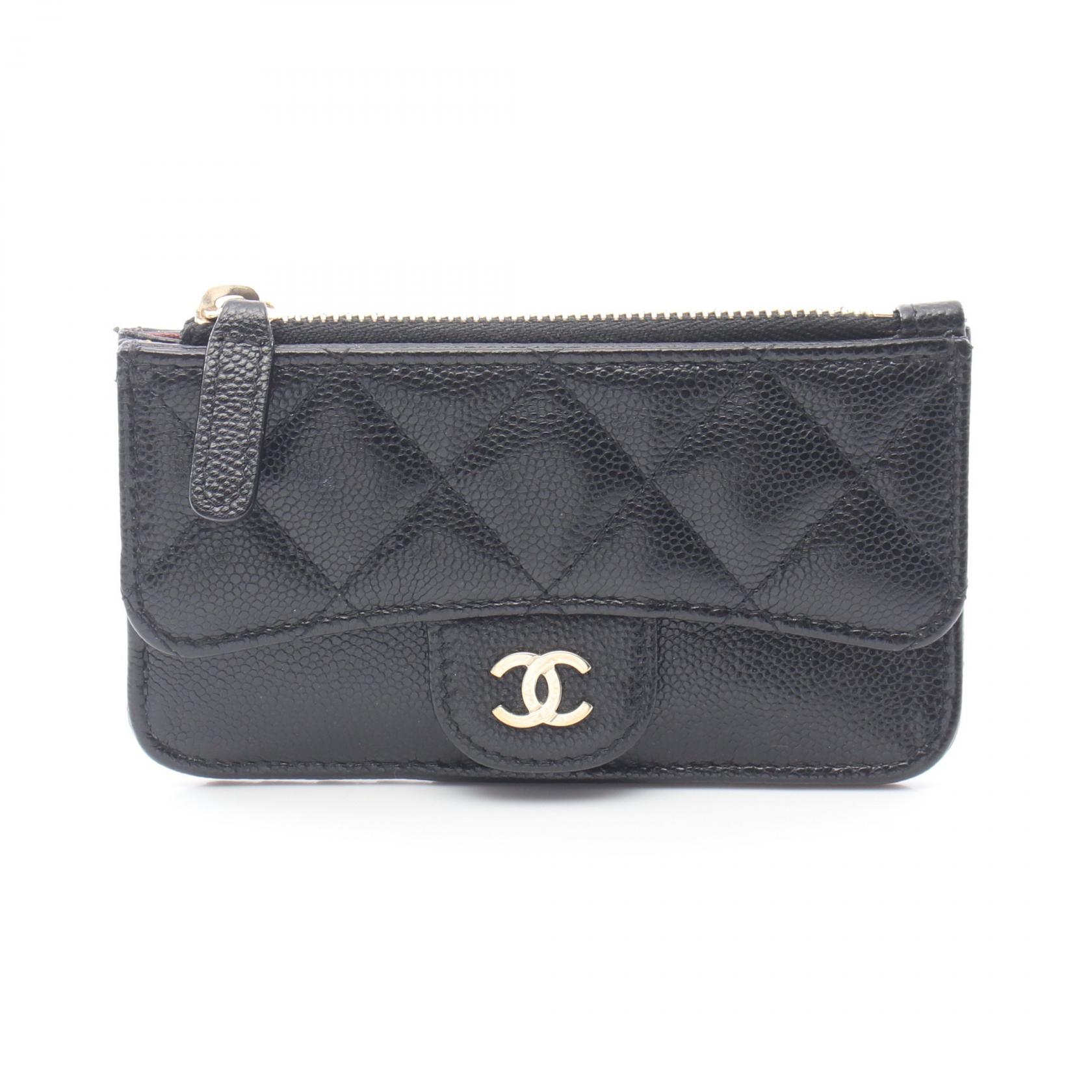 シャネル マトラッセ コインカードホルダー ゴールド金具