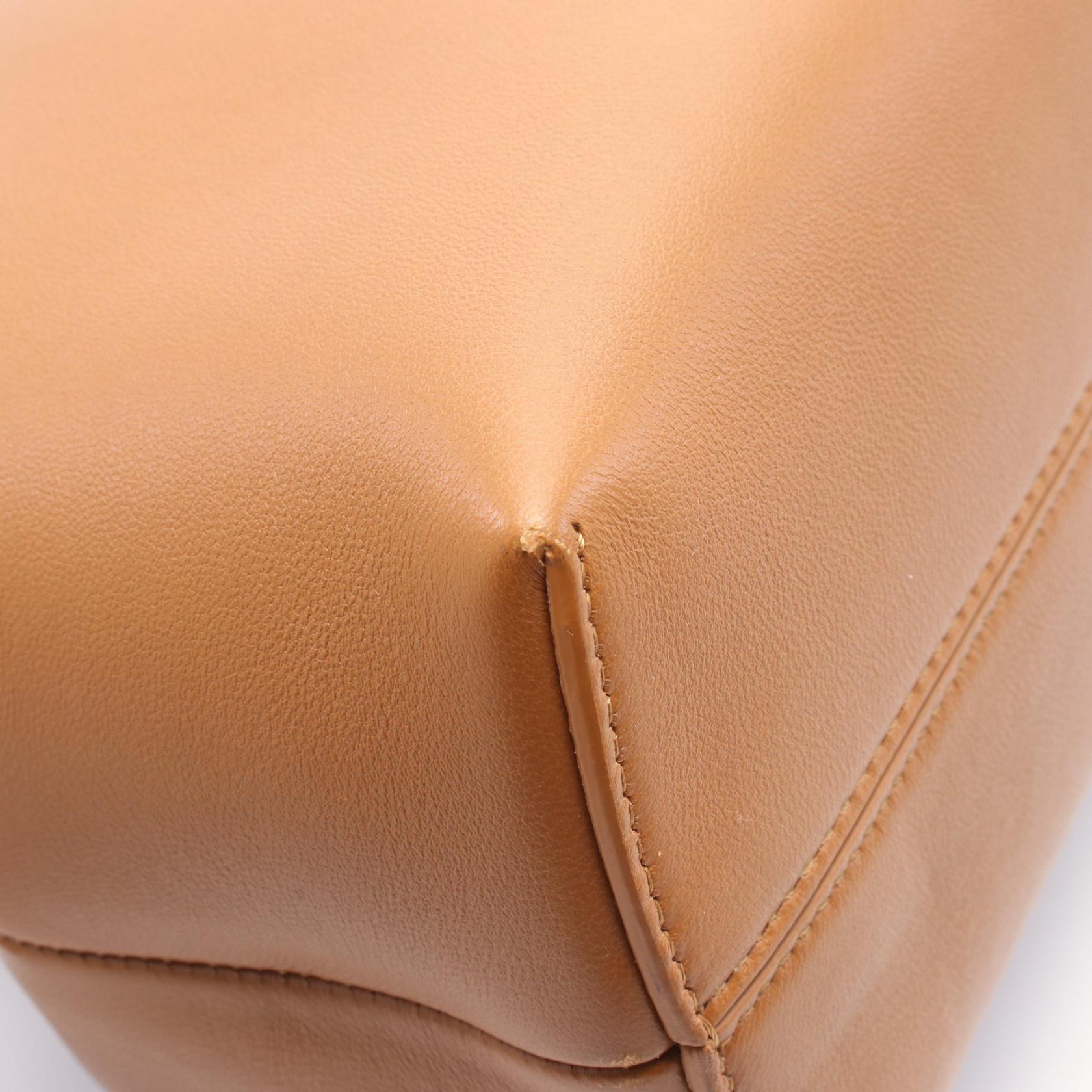 FENDI First Midi Shoulder crossbody Bag 8BP137 leather Brown