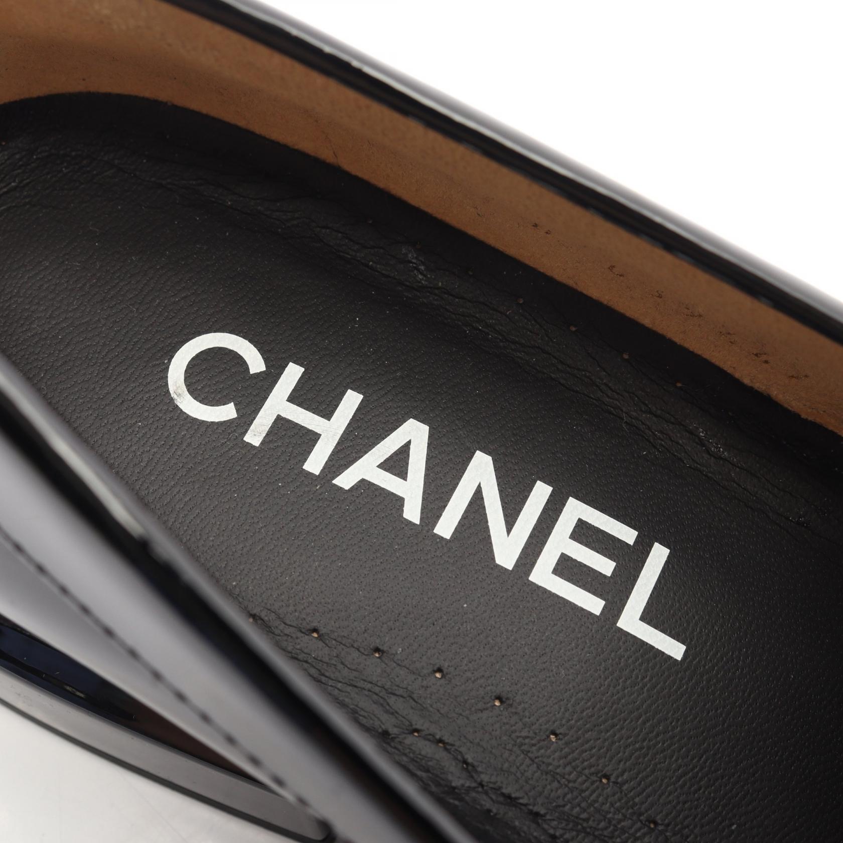 CHANEL COCO Mark Loafers Shoes Patent leather Black Used Women