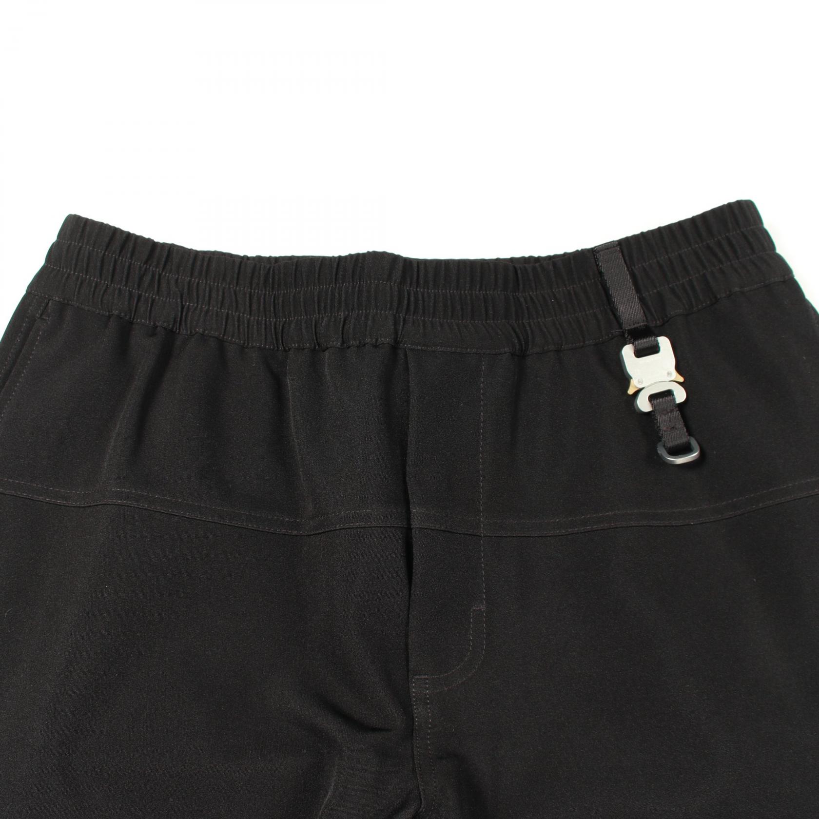 アリクス 1017 ALYX 9SM Technical Stretch Jogger パンツ 衣料品 ボトムス ポリエステル メンズ ブラック系 【中古】 1017 ALYX 9SM Technical Stretch Jogger Pants polyester Black #L