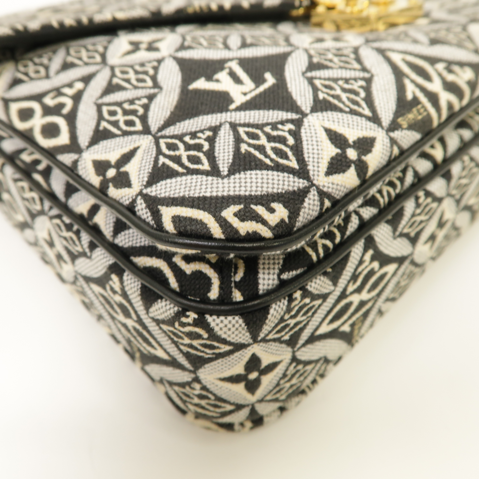 LOUIS VUITTON LV GHW 1854 Pochette Metis Shoulder Bag M57272 