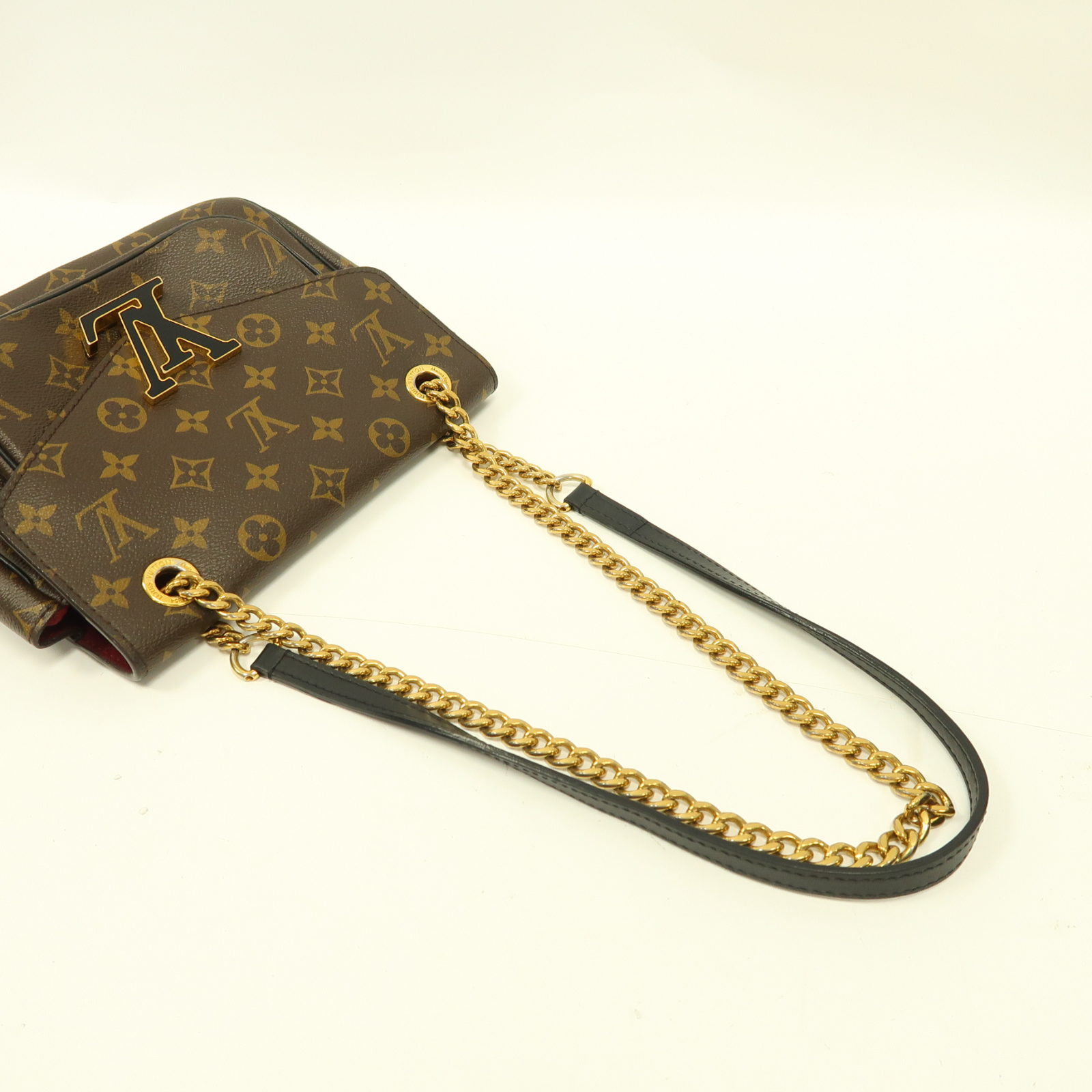LOUIS VUITTON LV GHW Passy Bag Chain Shoulder Bag M45592