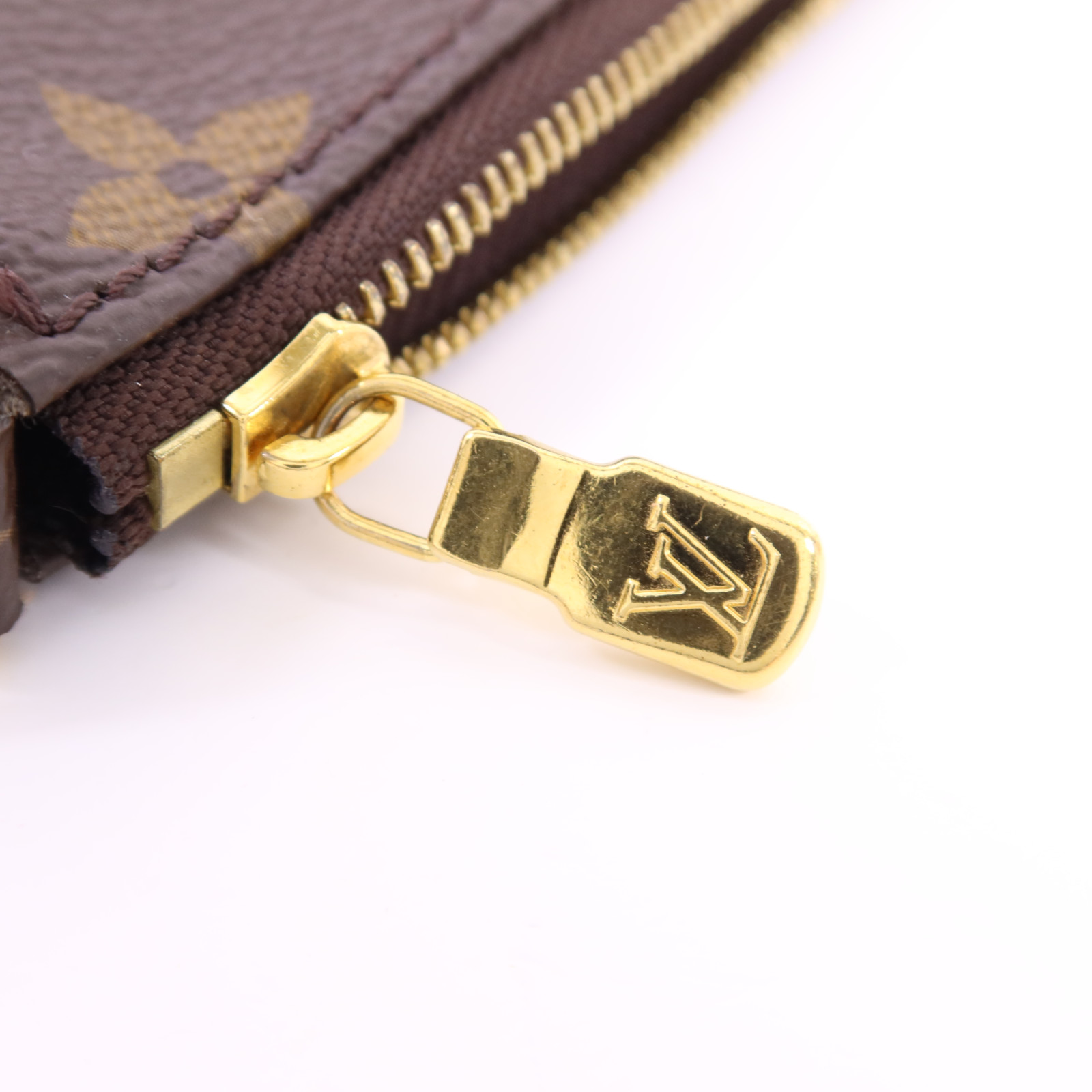 LOUIS VUITTON LV GHW Multi Pochette Accessories Bag M44840