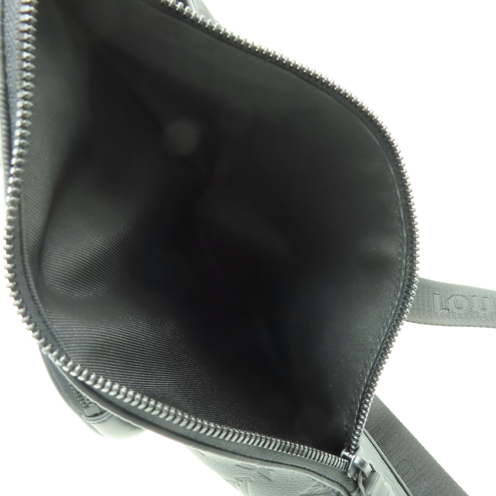LOUIS VUITTON Monogram Shadow Duo Sling Bag Body Bag Leather M21890 90194260