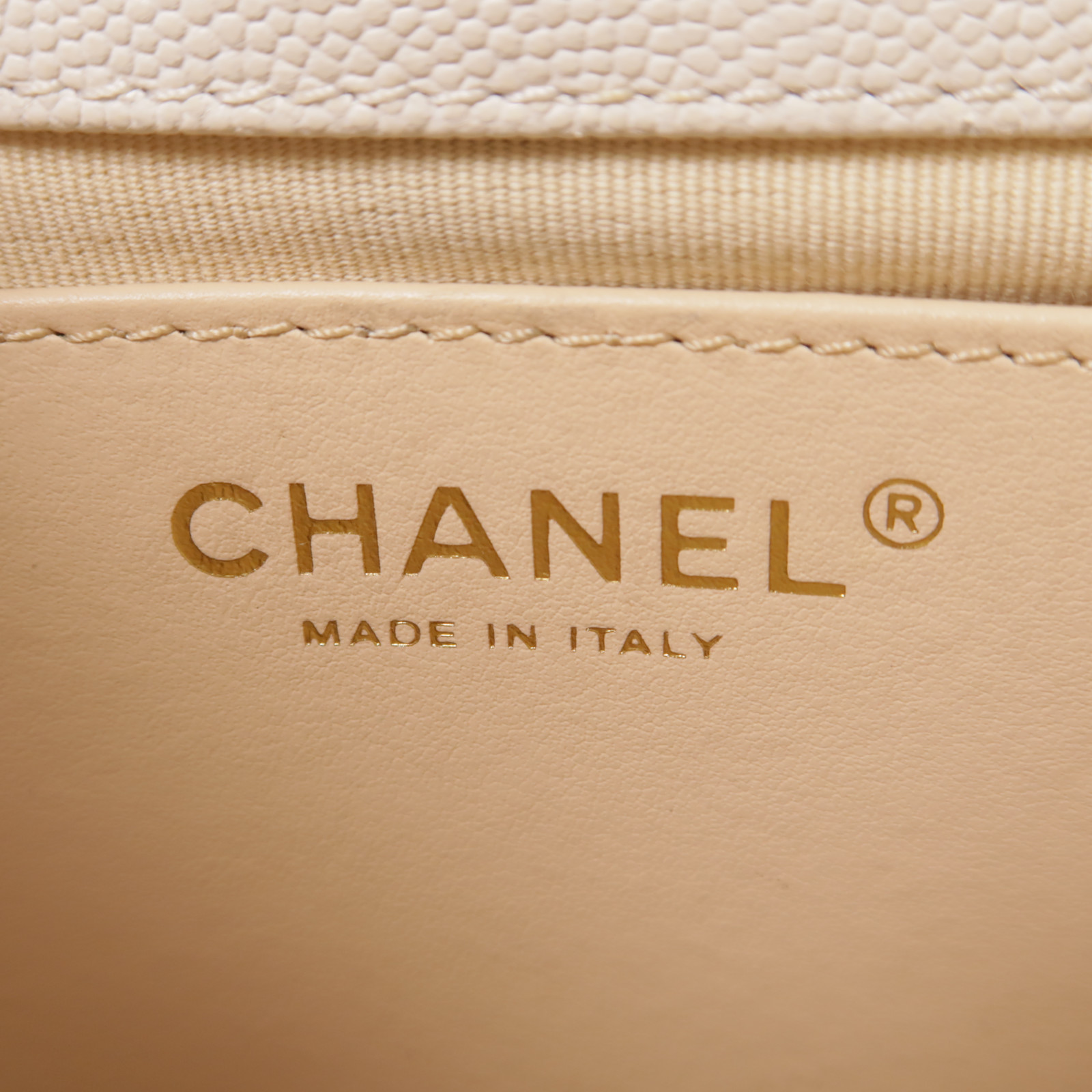 chanel サボ　ベージュ　37 Chanel White/Beige Leather/Suede CC Sneakers Size 6.5/37