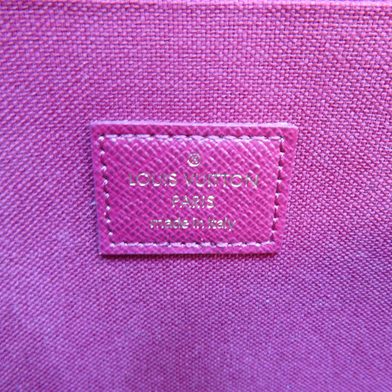 LOUIS VUITTON Felicie Pochette Shoulder Bag Monogram Canvas LOUIS VUITTON Felicie Pochette Shoulder Bag Monogram Canvas