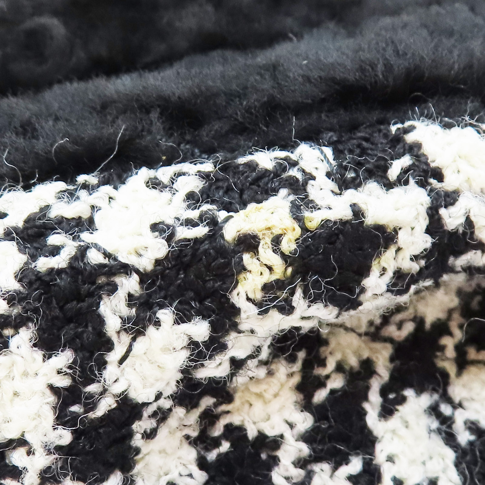 CHANEL Matelasse Chain Shoulder Bag Fuzzy Black | eBay CHANEL Matelasse Chain Shoulder Bag Fuzzy Black | eBay