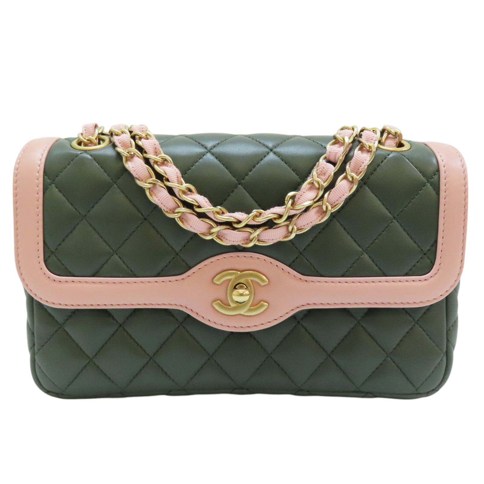 美品 CHANEL COCO MATELASSE SHOULDER BAG Authentic CHANEL Matelasse Shoulder Bag Hand Chain Coco