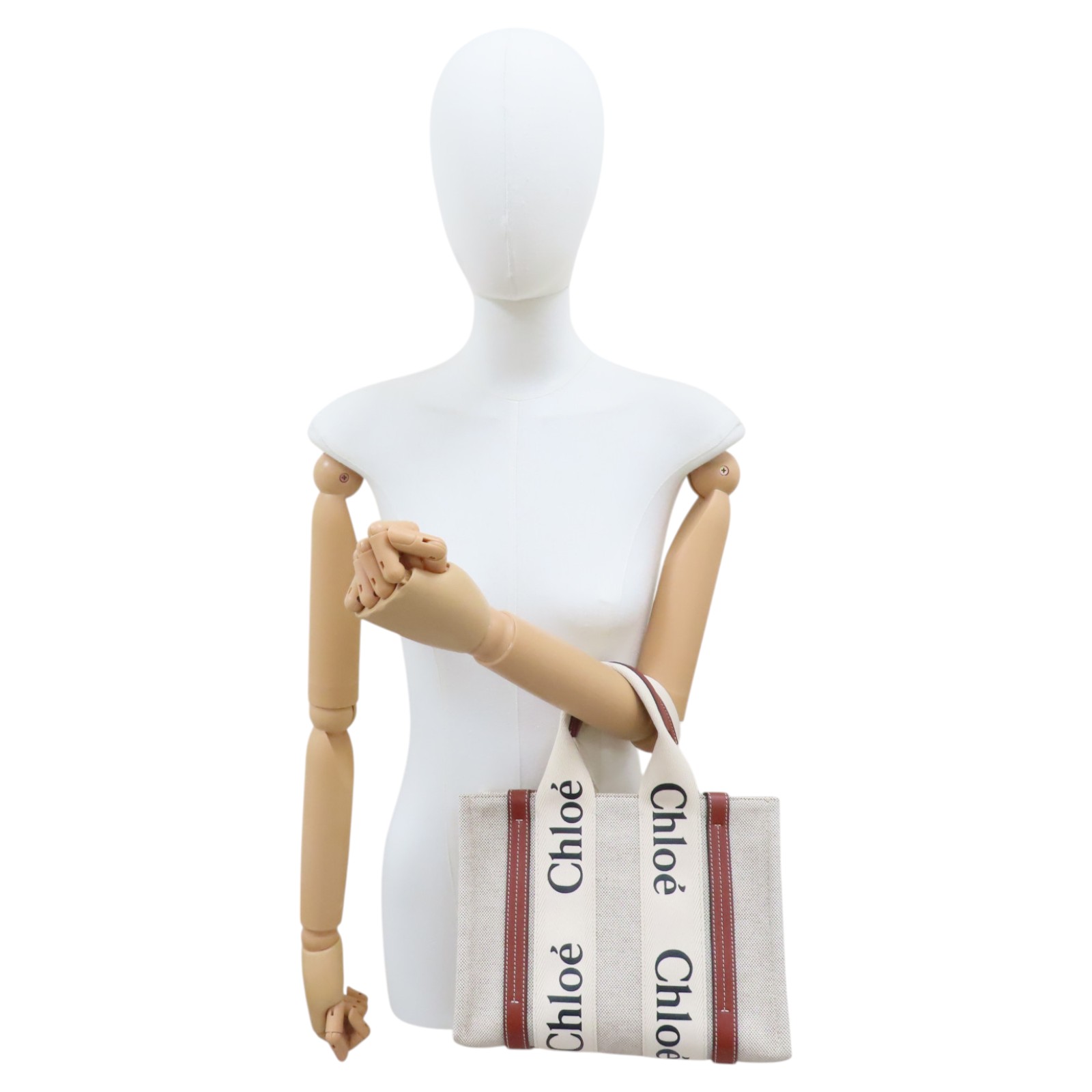 【関税&送料込】Chloe Woody Medium Bag In Beige Canvas Chloé Woody medium bag in beige canvas - Tote Bags - BeyondStyle