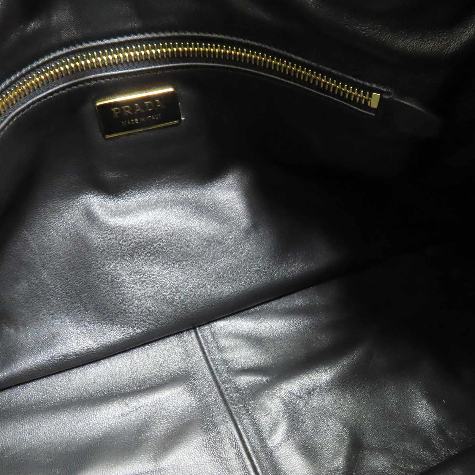 【PRADA】BIG SALE ★Aimee レザー ショルダーバッグ PRADA Aimee Large Shoulder Bag Leather Black | eBay