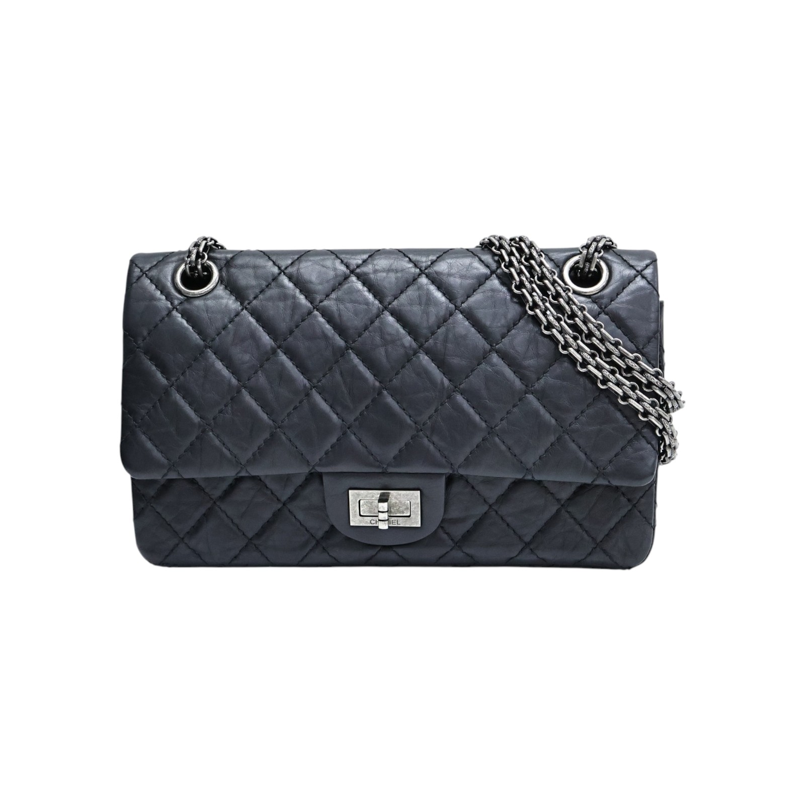 シャネル 2.55 Flap Bag A37586