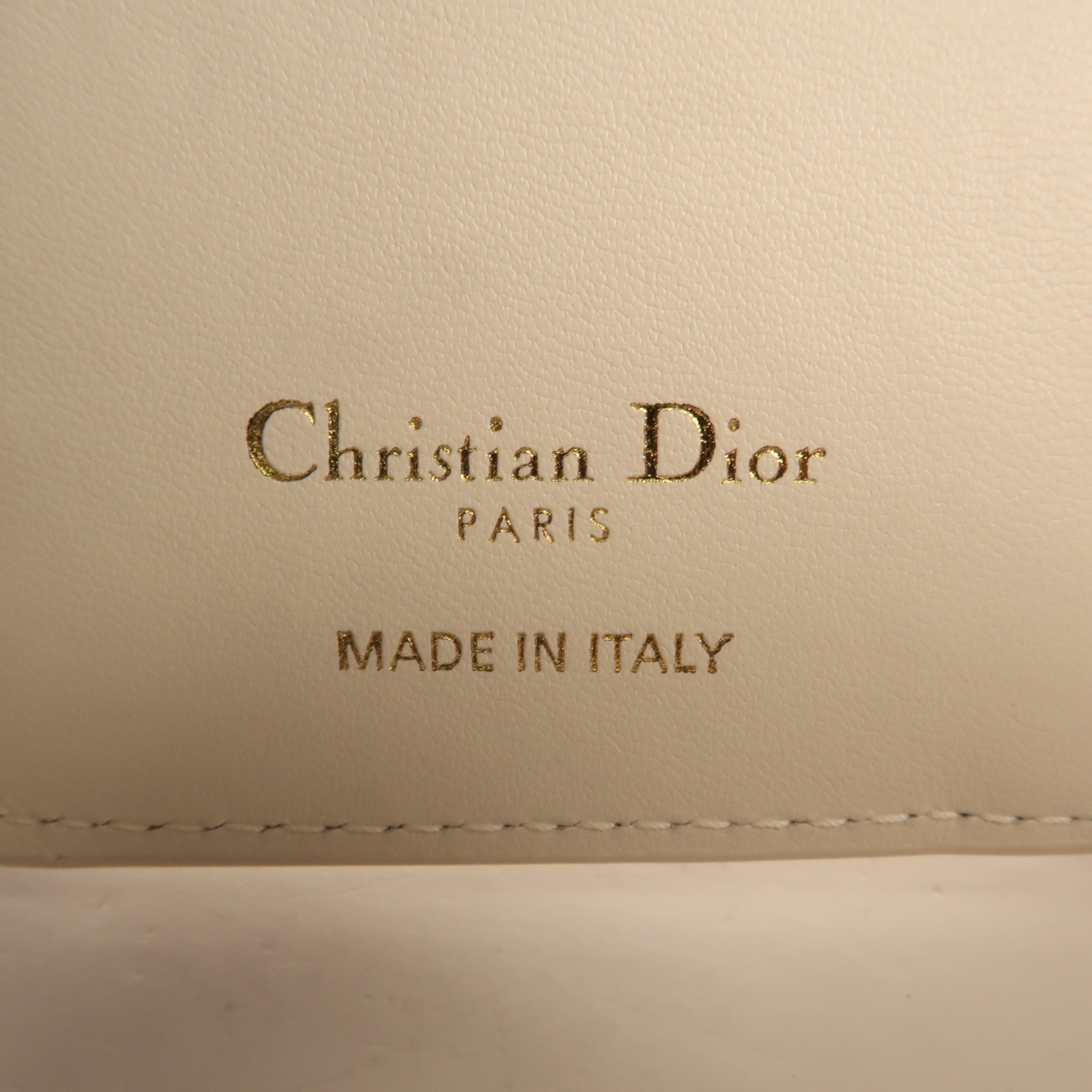 CHRISTIAN DIOR CD GHW Lucky Dahlia Wallet Calfskin Leather White