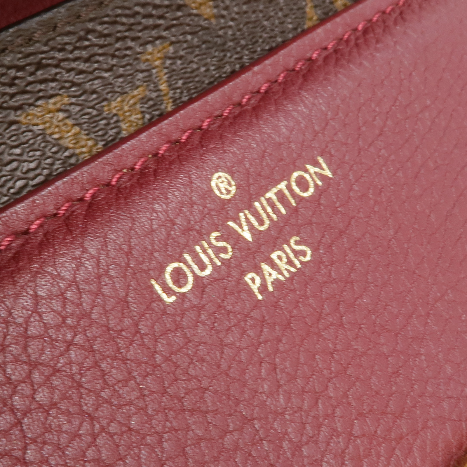 LOUIS VUITTON LV GHW Victoire Chain Shoulder Bag AH0197 Monogram