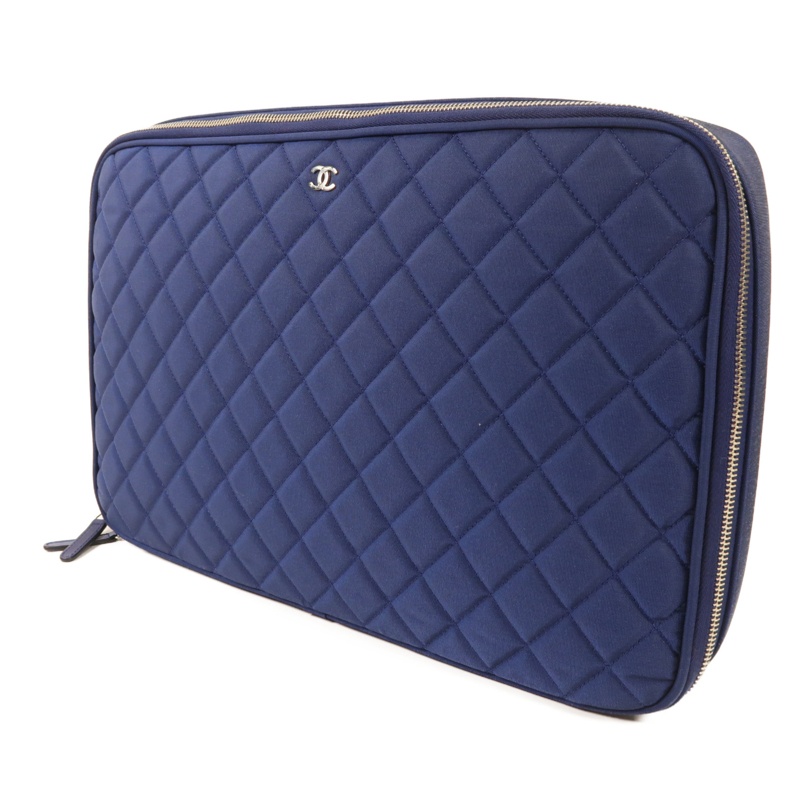 CHANEL ネイビー キルティング ケース CHANEL CC SHW Laptop Bag Nylon
