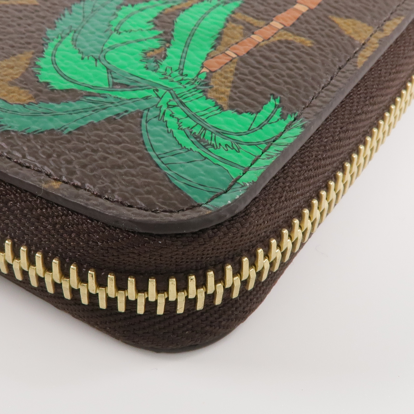 LOUIS VUITTON LV GHW Vivienne Holiday Zippy Wallet M82839 Monogram
