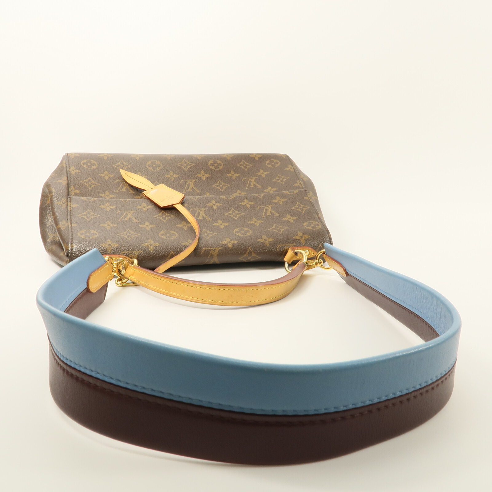 LOUIS VUITTON LV GHW Cluny MM 2 Way Shoulder Bag M42735 Monogram