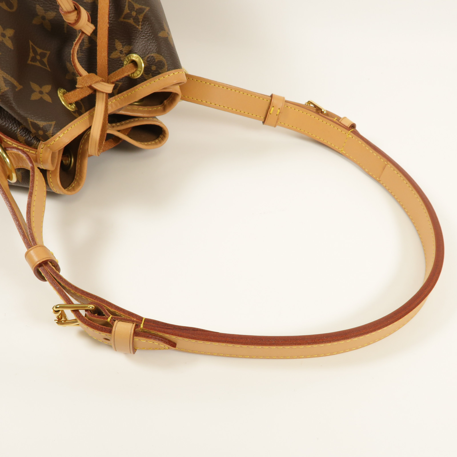 LOUIS VUITTON LV GHW Petit Noe Monogram Shoulder Bag M46984