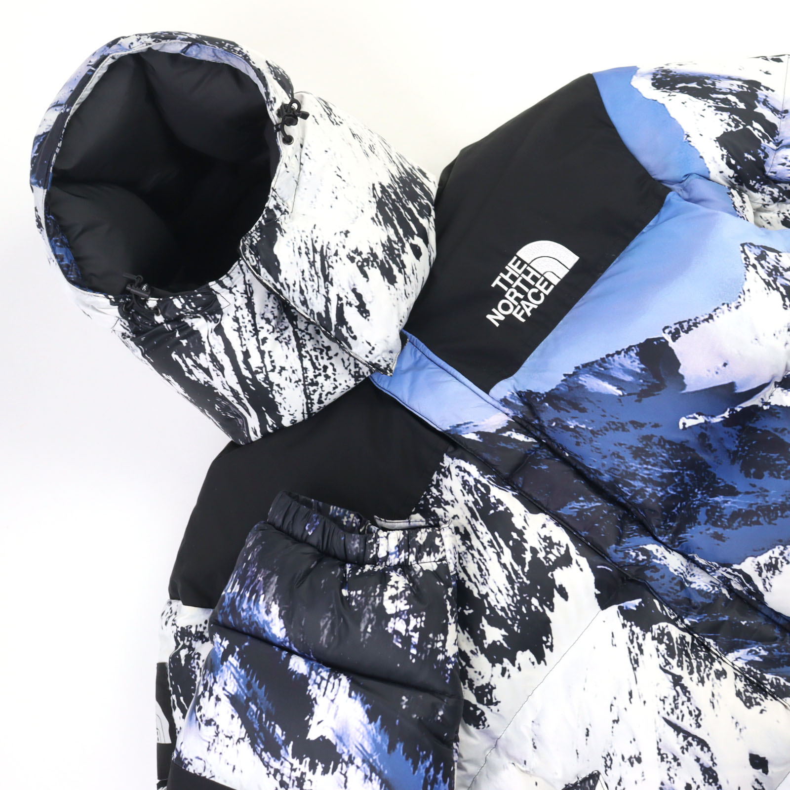Supreme THE NORTH FACE Down jacket Baltoro Jacket Mountain Logo