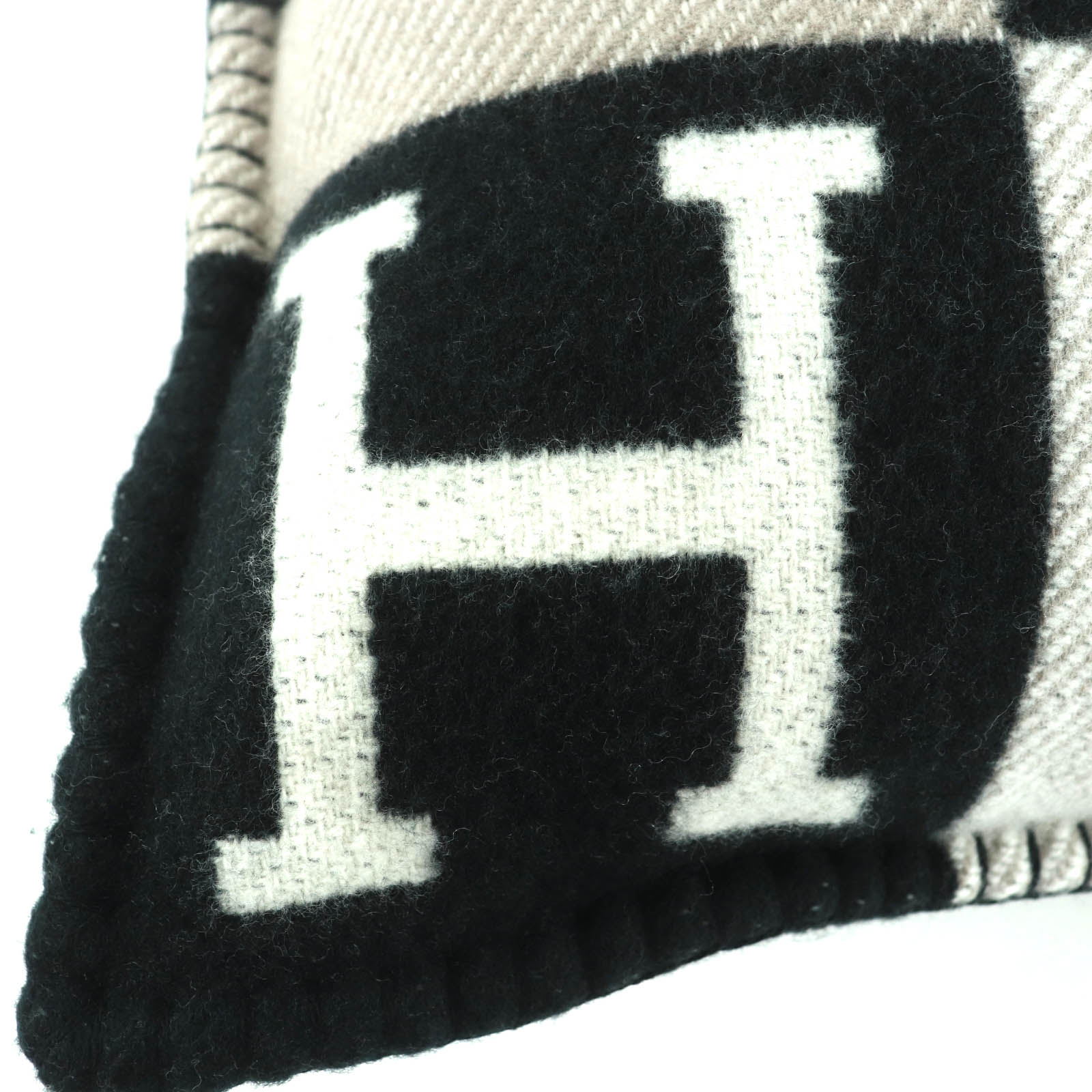Pristine HERMES Avalon III PM cushion wool Women | eBay