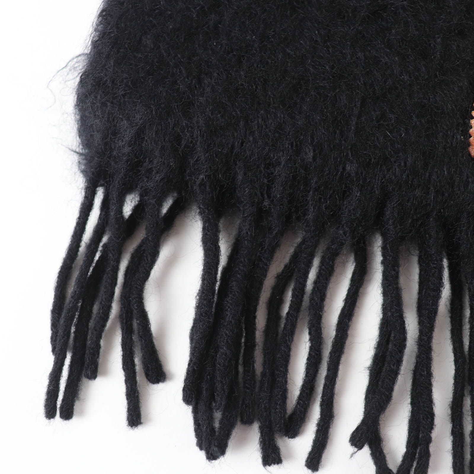 Great LOEWE Scarf Anagram leather patch with fringe black mohair