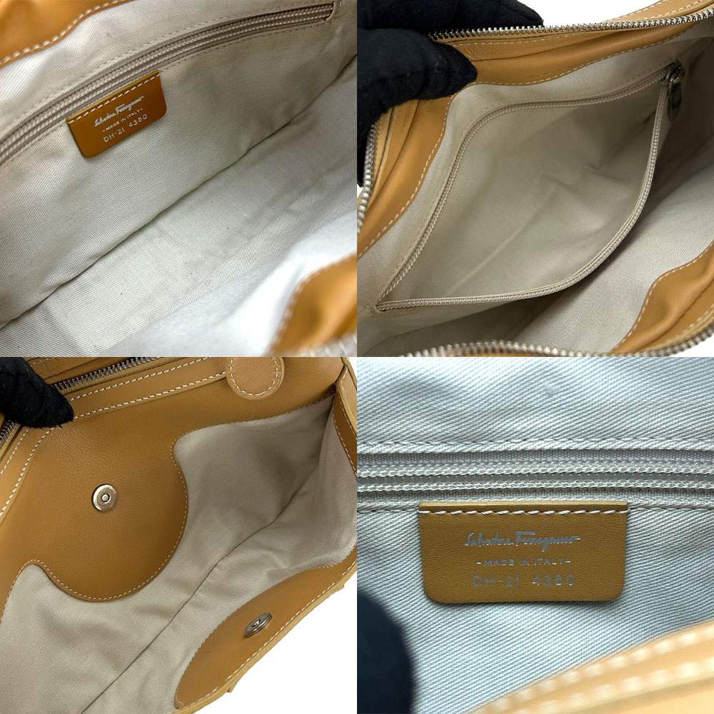 USED Salvatore Ferragamo Shoulder Bag DH-21 4380 Gancini leather