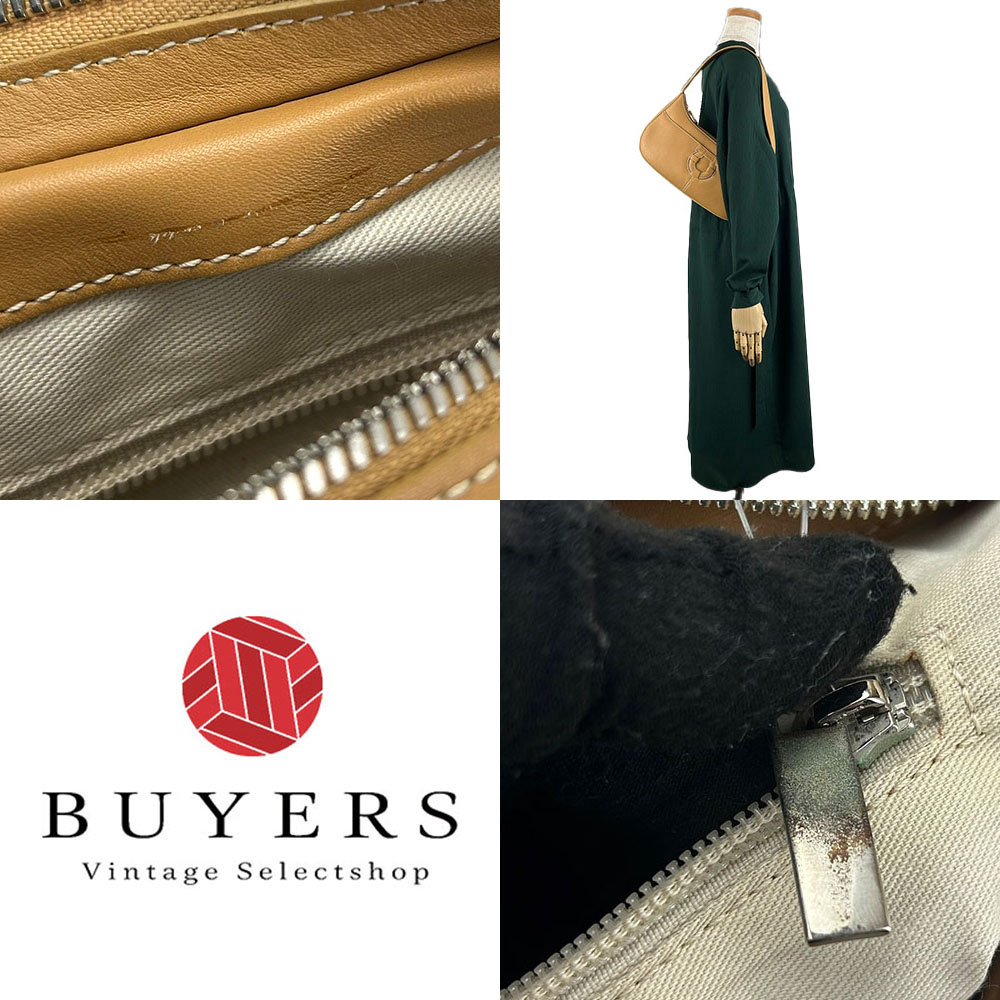 USED Salvatore Ferragamo Shoulder Bag DH-21 4380 Gancini leather
