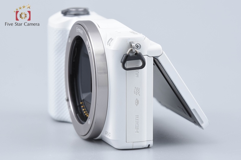 Sony α5000 ILCE-5000 White 20.1 MP Digital Mirrorless Camera