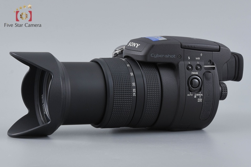 Sony Cyber-Shot DSC-R1 10.3 MP Digital Camera [Japanese Language